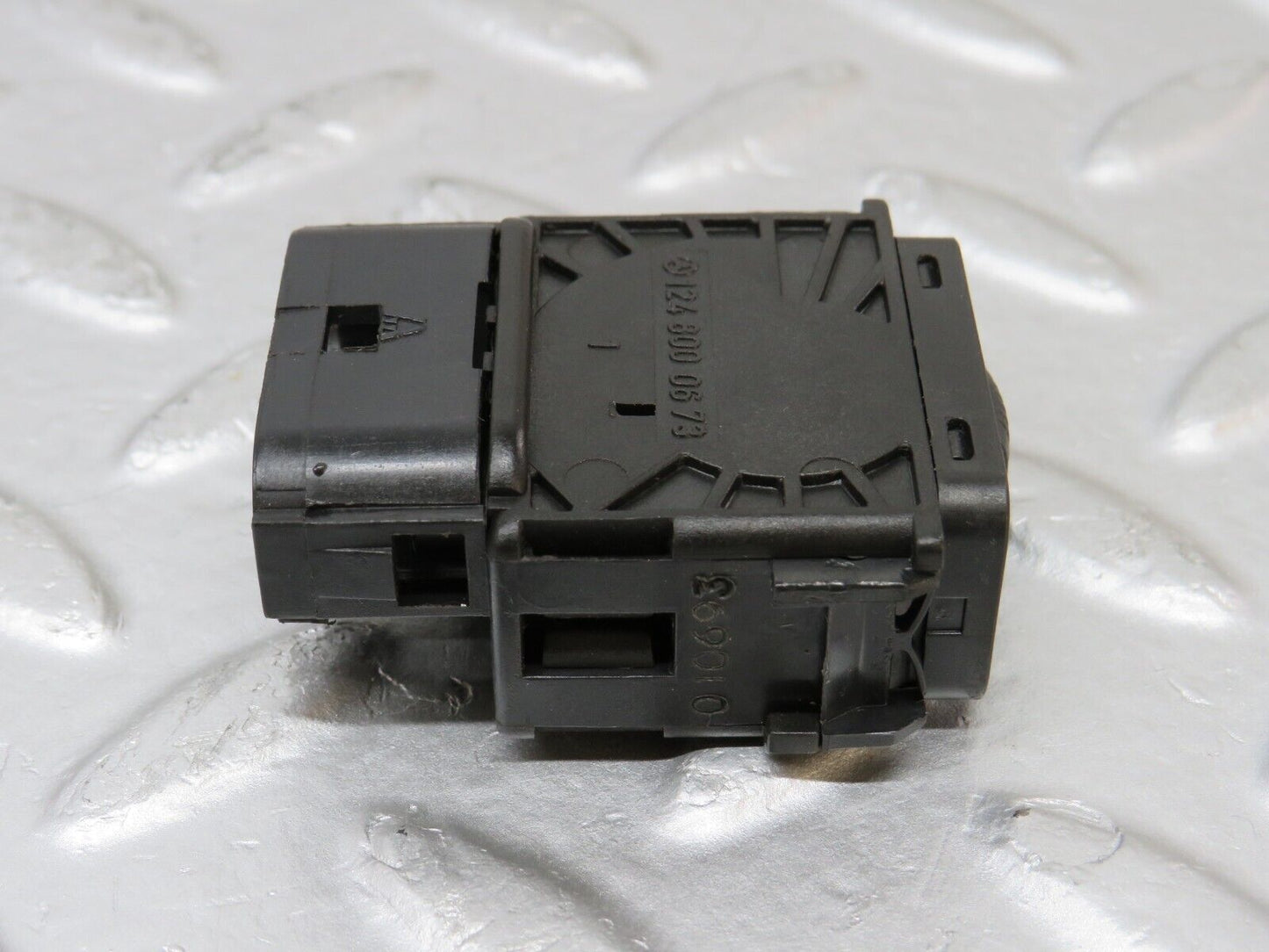 37918 Mercedes-Benz A124 320E Cabriolet Headlight Level Switch 1248000673