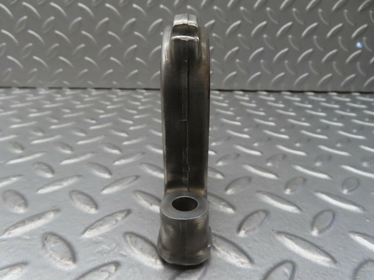 13352 Mercedes-Benz C107 350SLC Coupe Camshaft Tower Bearing
