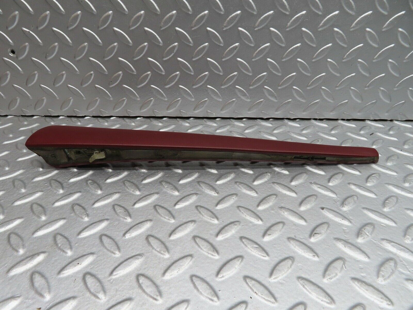 21422 Mercedes-Benz W126 300SE Front Left Door Interior Trim Burgundy Red