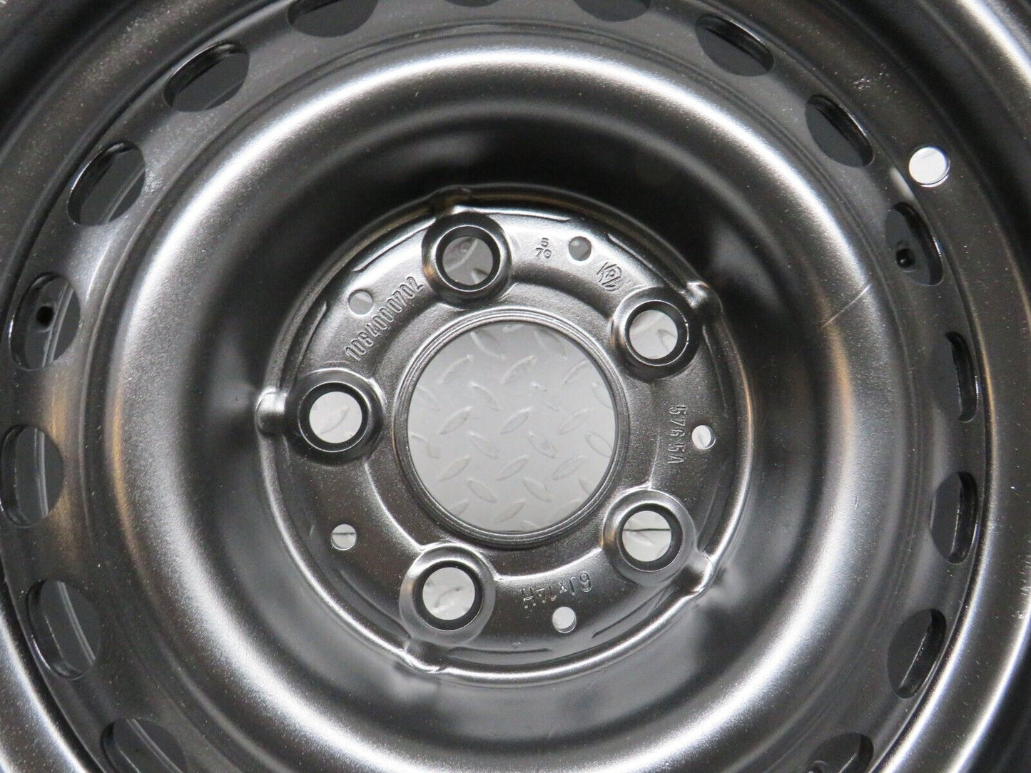 37726 Mercedes-Benz W109 300SEL Steel Wheel 6Jx14H2 ET30 1084000702