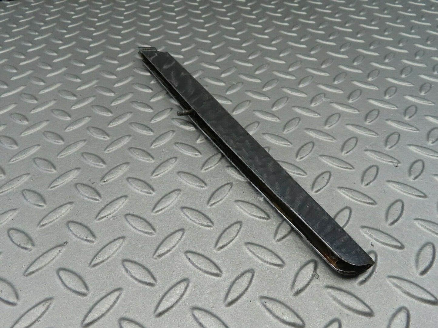 6877 Mercedes-Benz C107 350SLC Coupe Trunk Chrome Handle Moulding Right 1076901480