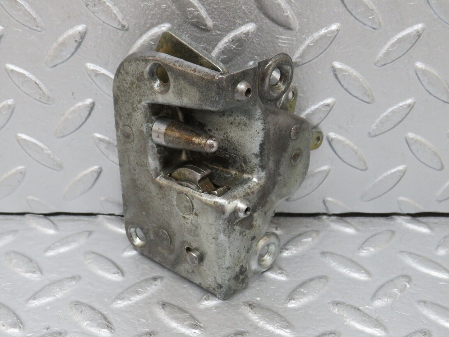 35737 Mercedes-Benz W108 Rear Left Door Lock Mechanism