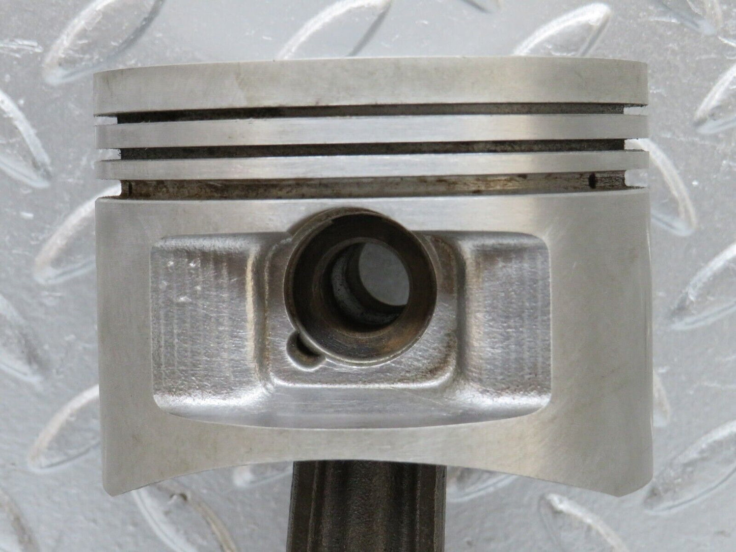 32652 Mercedes-Benz S124 300TE Wagon Piston With Connecting Rod 88.475mm 10205