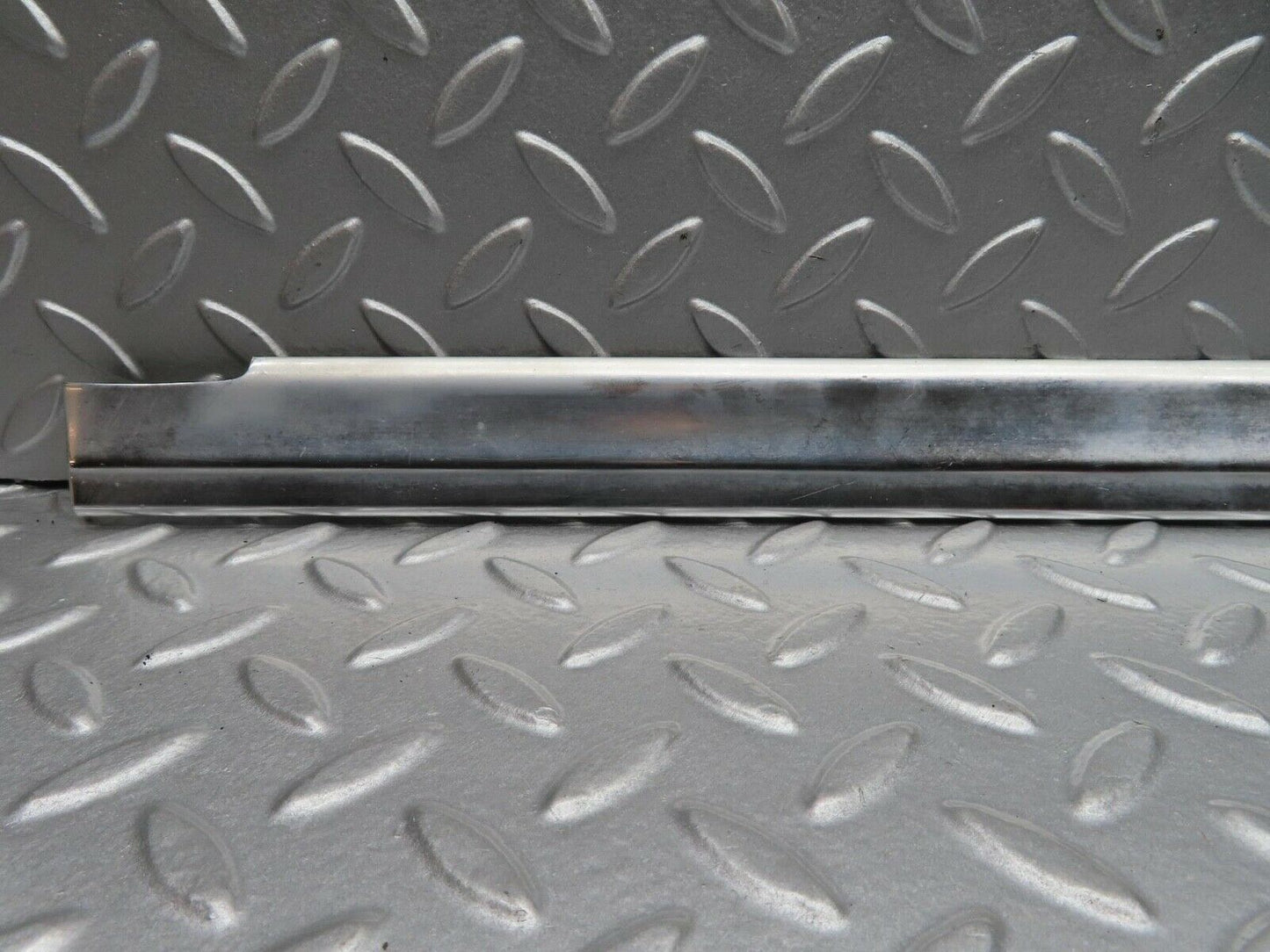 13111 Mercedes-Benz W111 220S Rear Left Door Chrome Moulding Trim