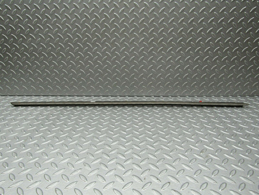 3335 Mercedes-Benz W115 220D Centre Door Chrome Trim Front Right