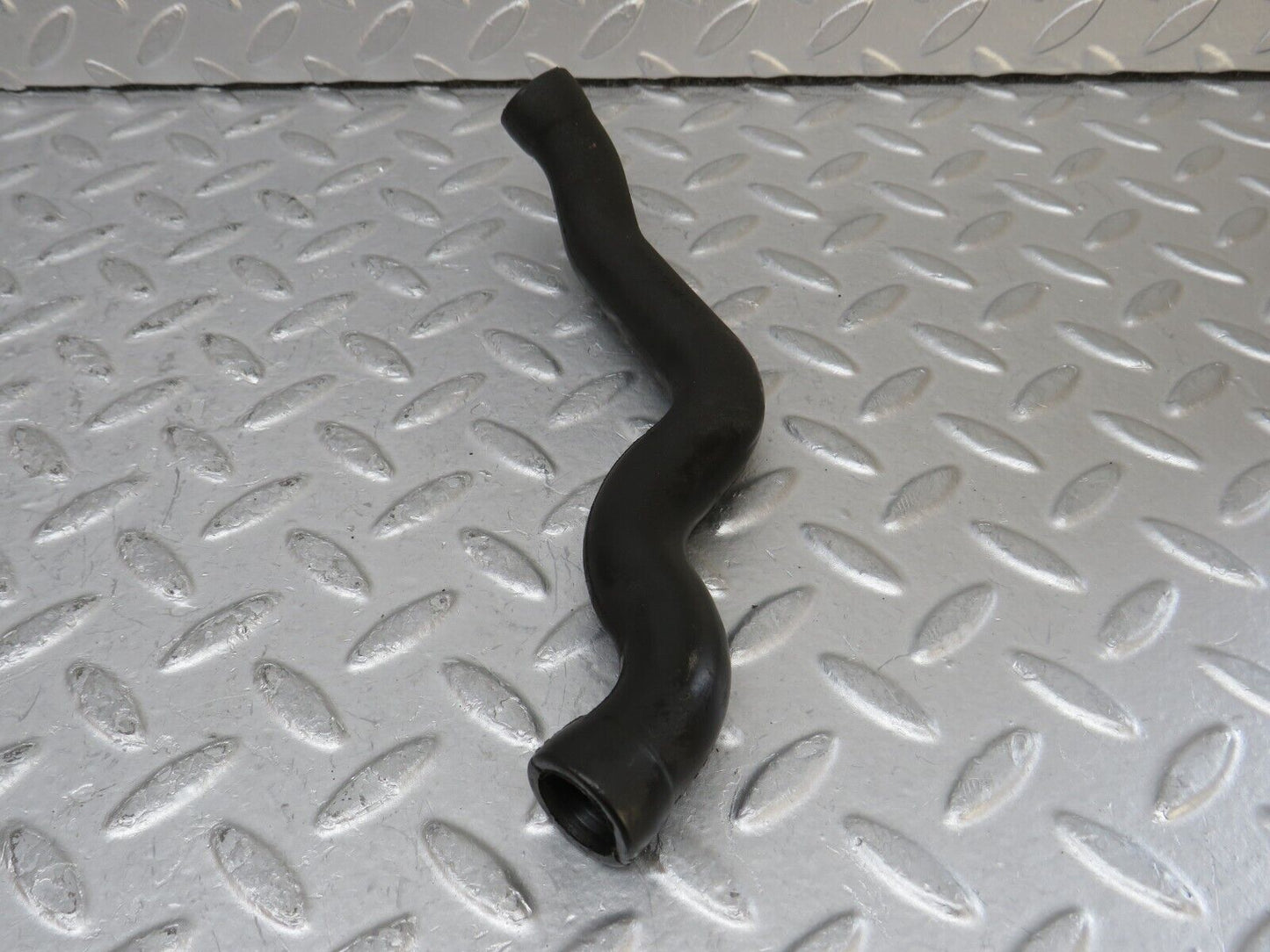 35001 Mercedes-Benz W210 320E Engine Crankcase Breather Hose Pipe 1120180482