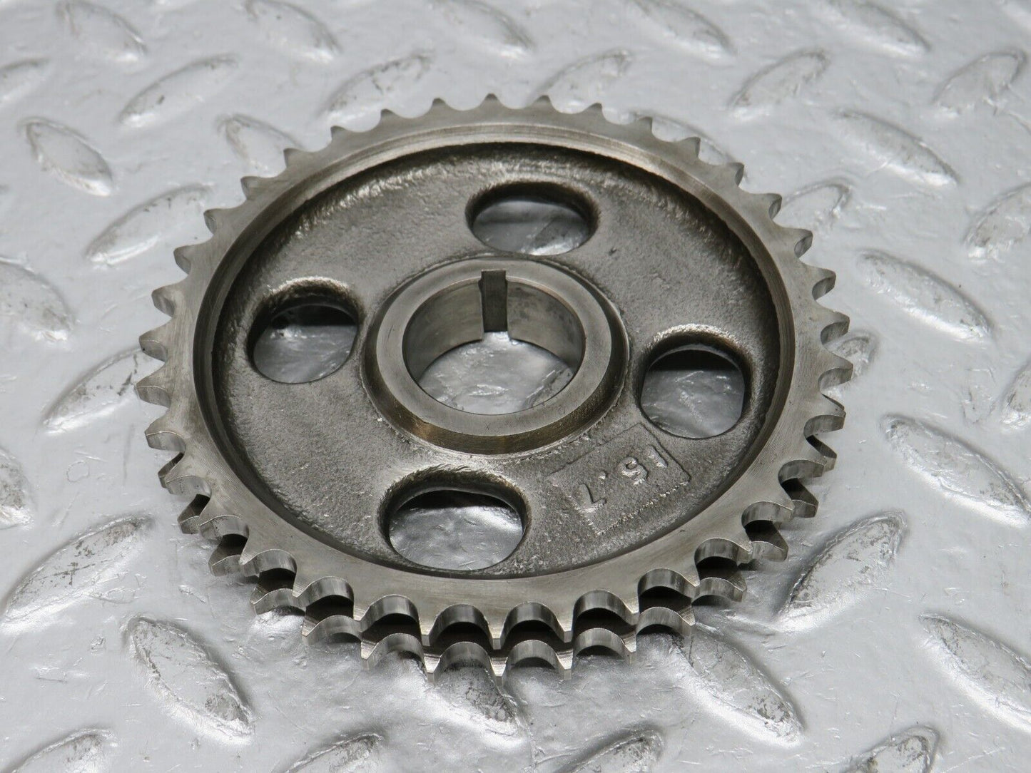 32783 Mercedes-Benz C107 R107 350 V8 Camshaft Timing Gear 1160520609