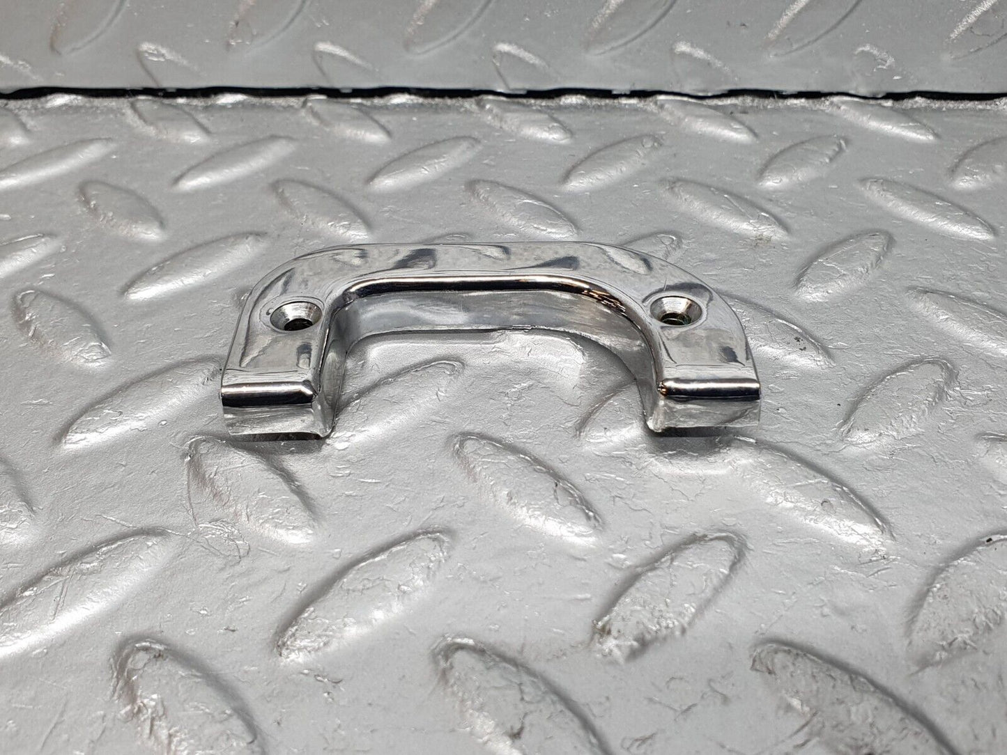 40896 Mercedes-Benz W126 300SE Interior Chrome Door Latch Trim Right 1237230224