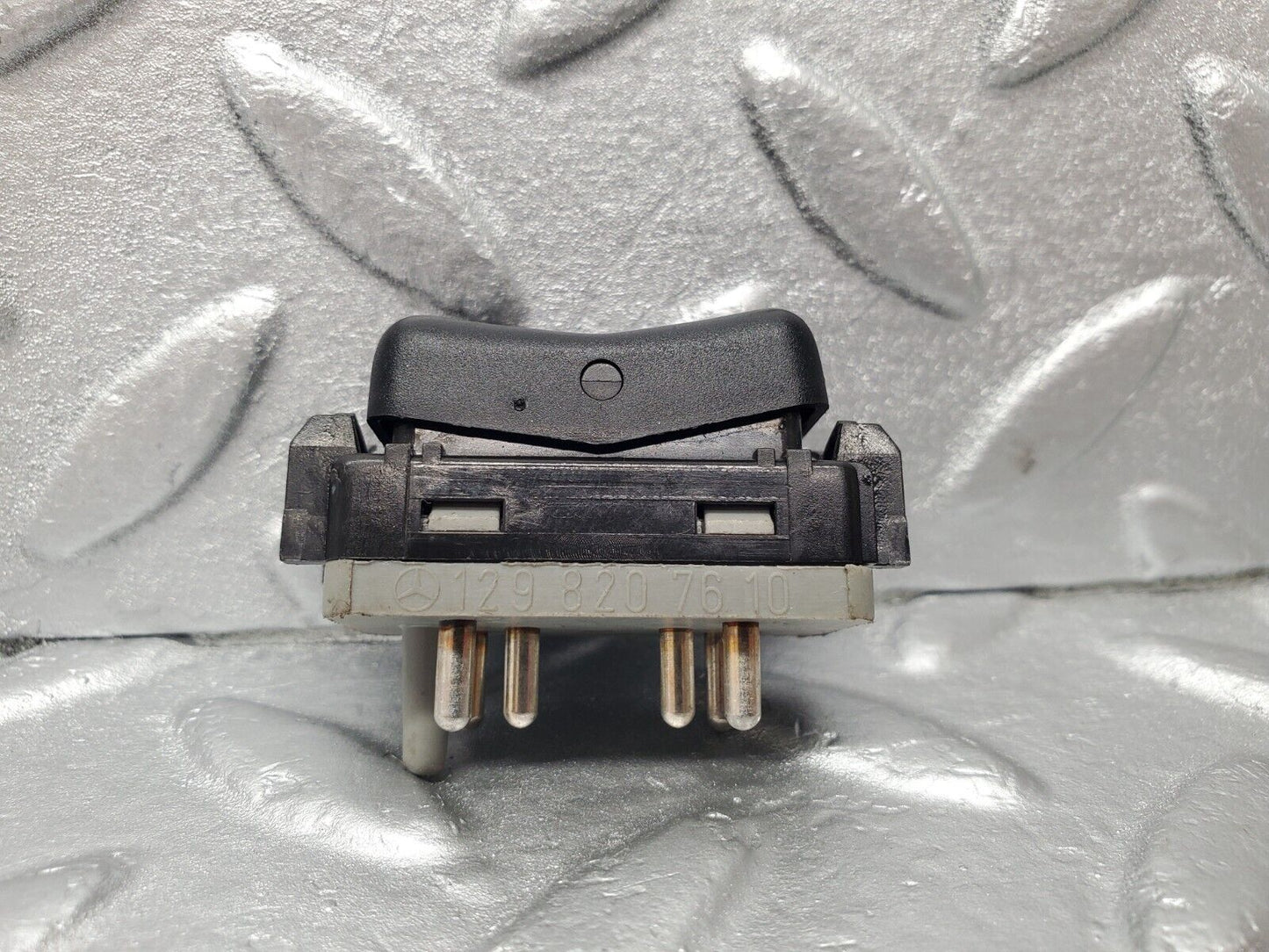 46928 Mercedes-Benz R129 320SL Coupe Heated Seat Switch 1298207610