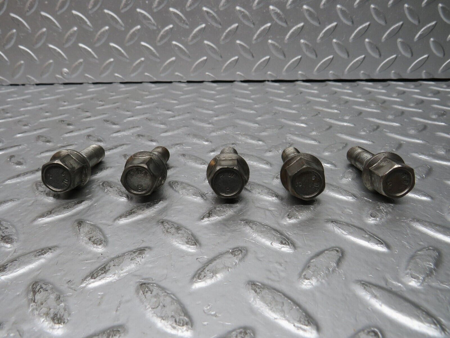 31863 Mercedes-Benz 5x Alloy Wheel Lug Bolt M12x1.5
