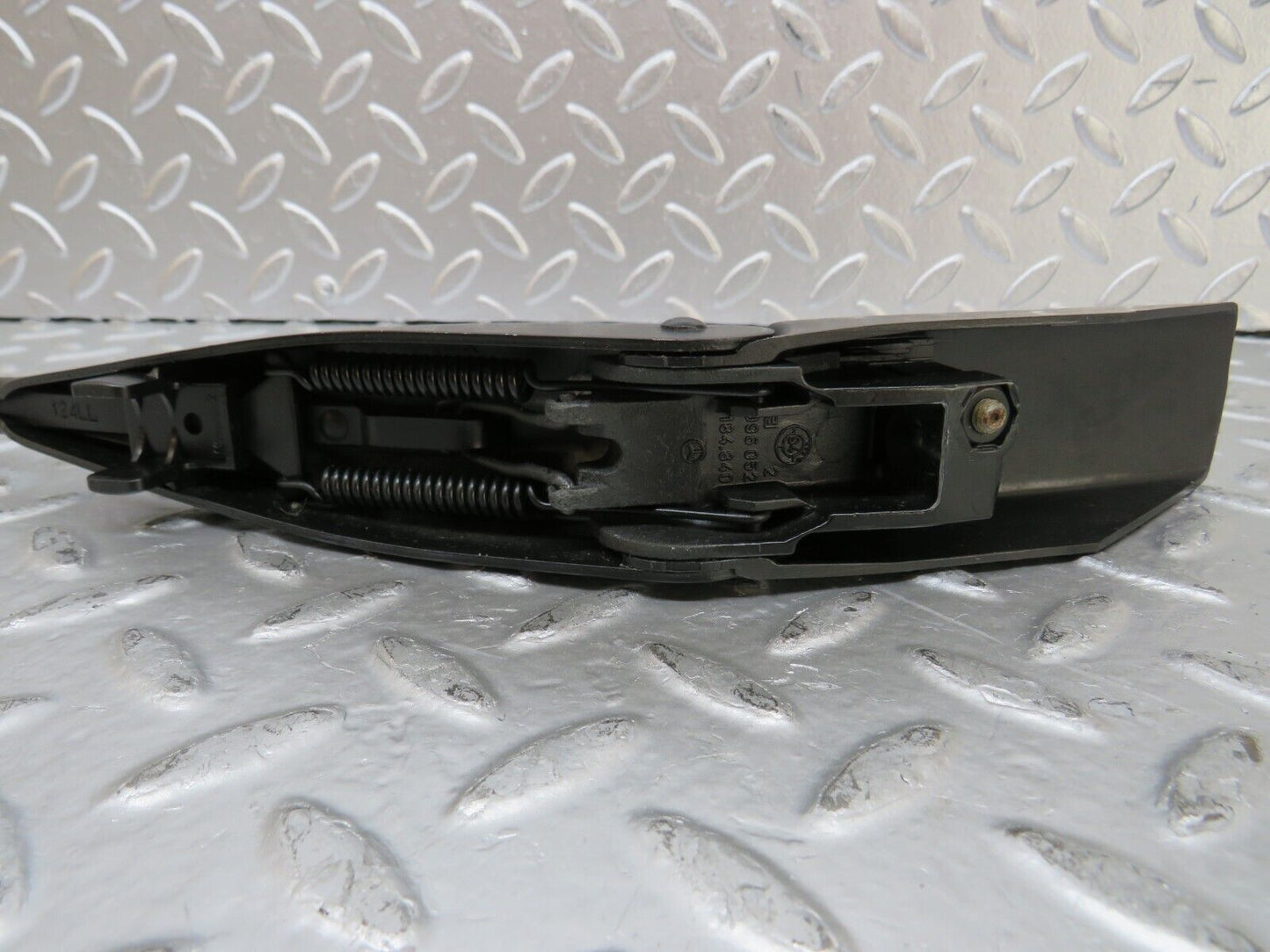 25968 Mercedes-Benz W124 280E Wiper Arm