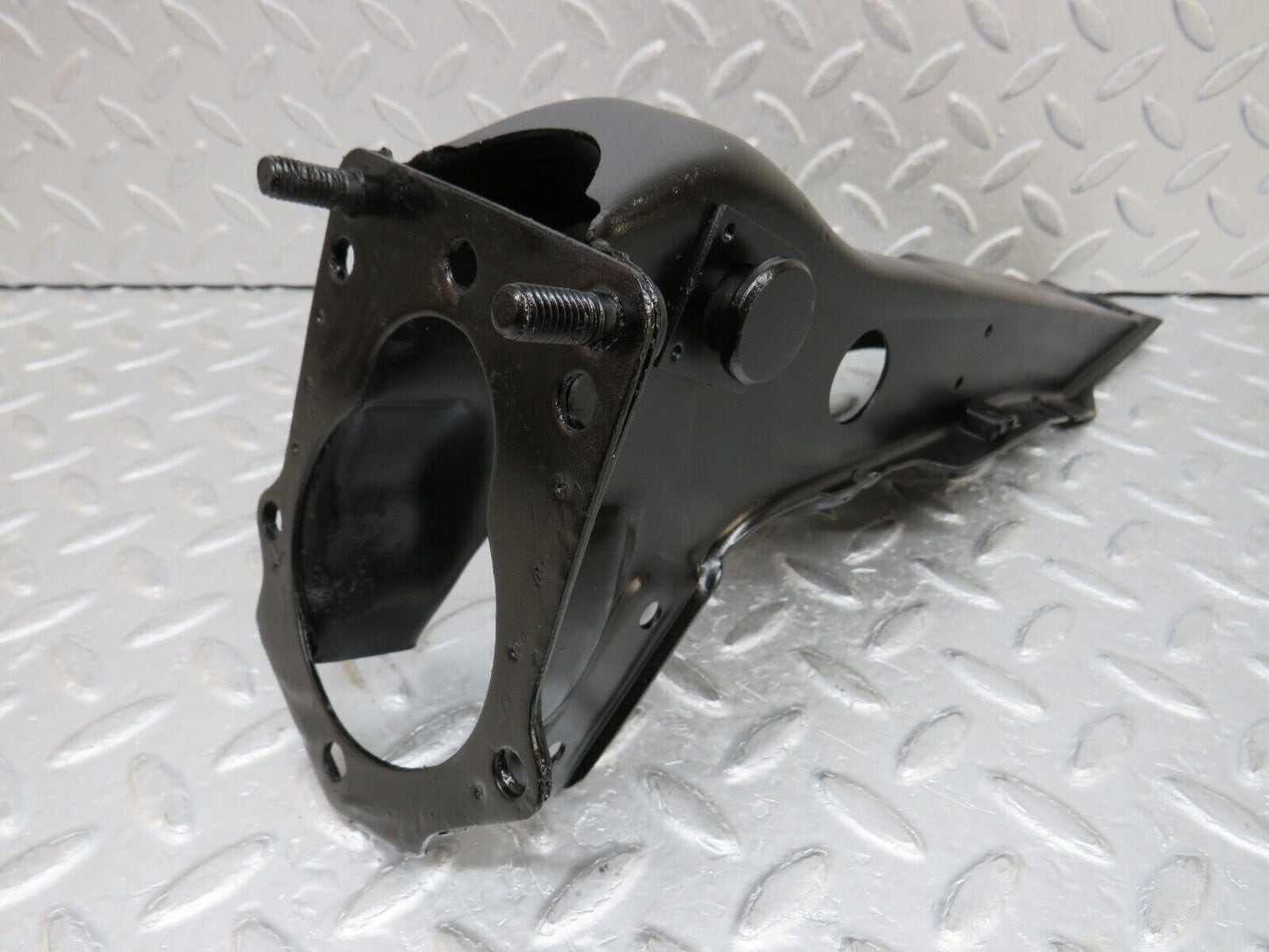 37520 Mercedes-Benz W109 300SEL Brake Pedal Bracket