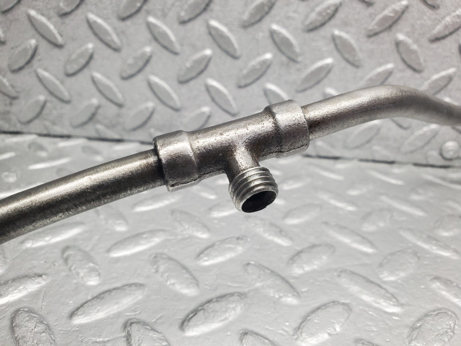 W112 throttle body hose pipe used OEM
