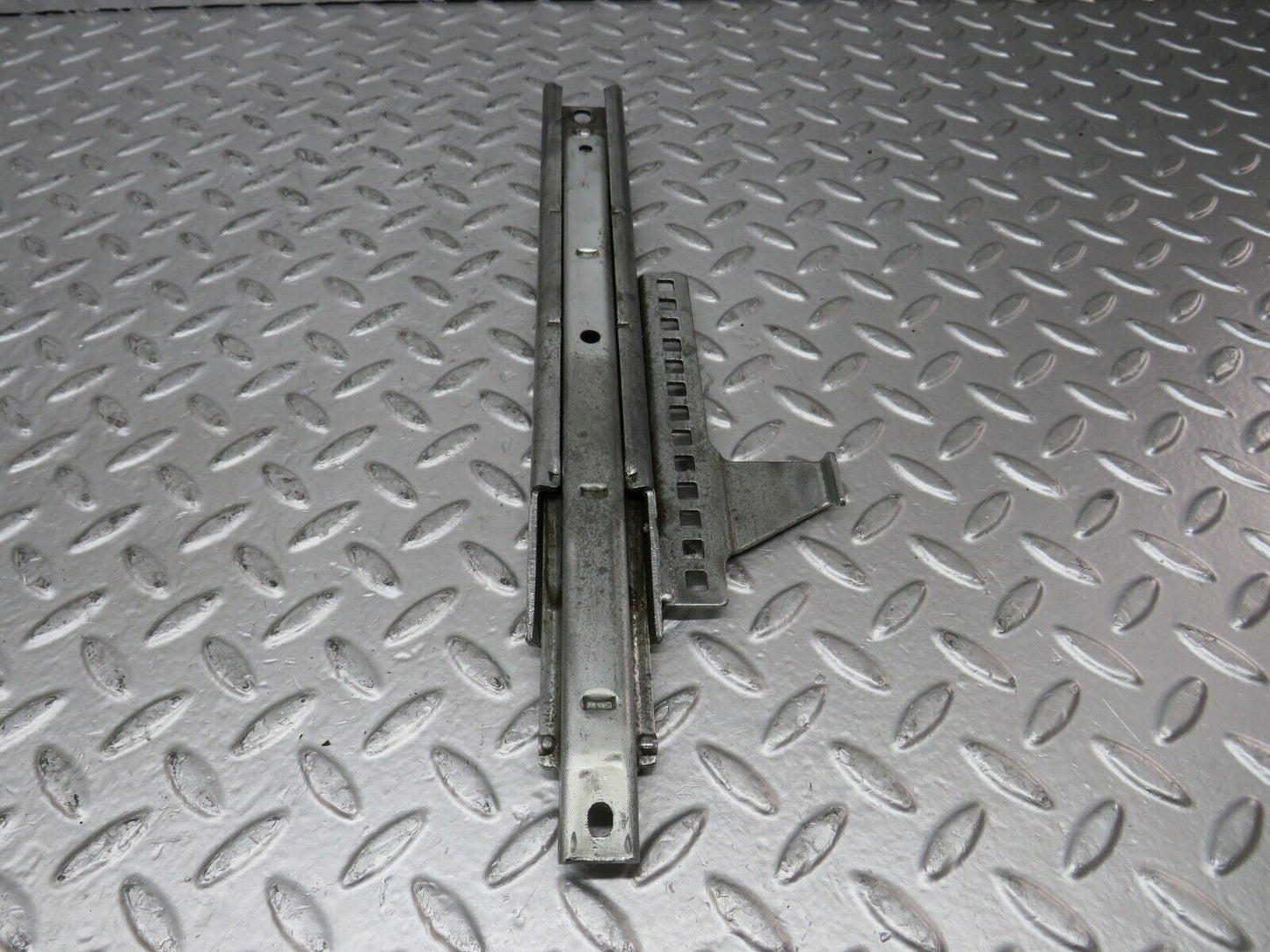 26349 Mercedes-Benz W116 450SE Front Right Seat Rail Pair