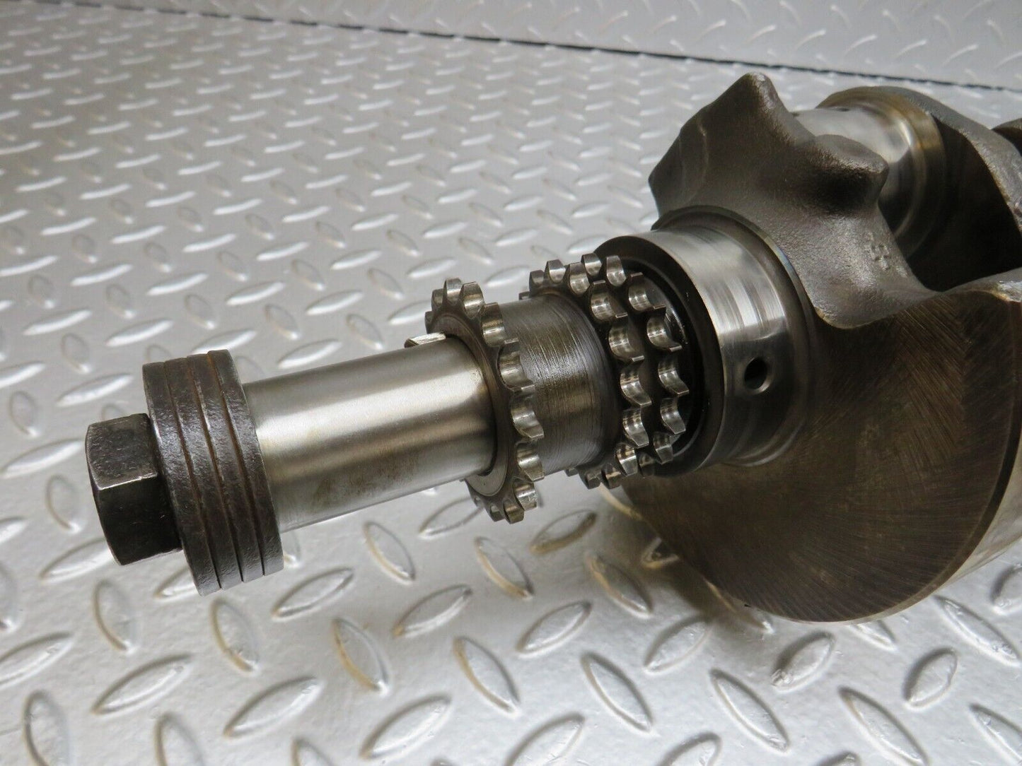 37151 Mercedes-Benz C126 420SEC Coupe Crankshaft 1160312501