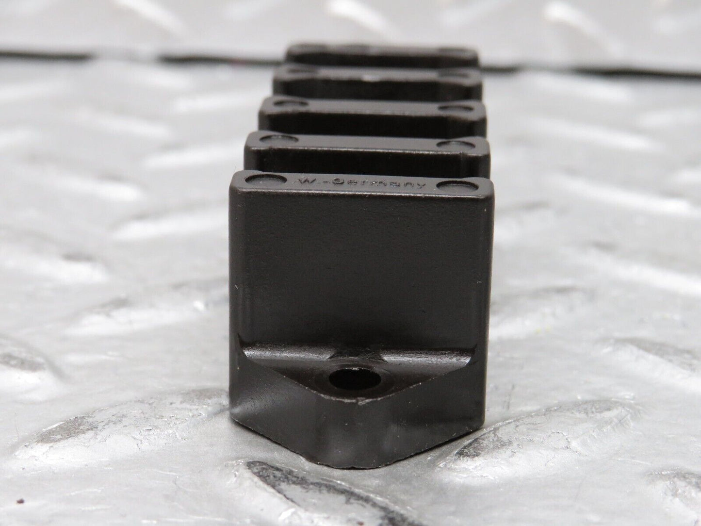 27976 Mercedes-Benz W123 280E Cable Wire Connector