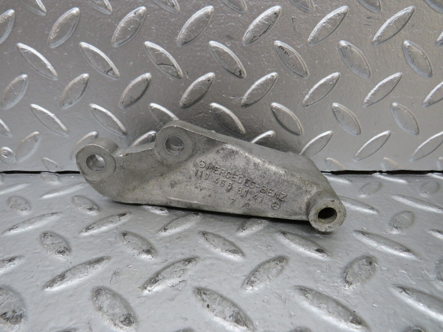 27395 Mercedes-Benz W123 280E Power Steering Pump Bracket 1104663141