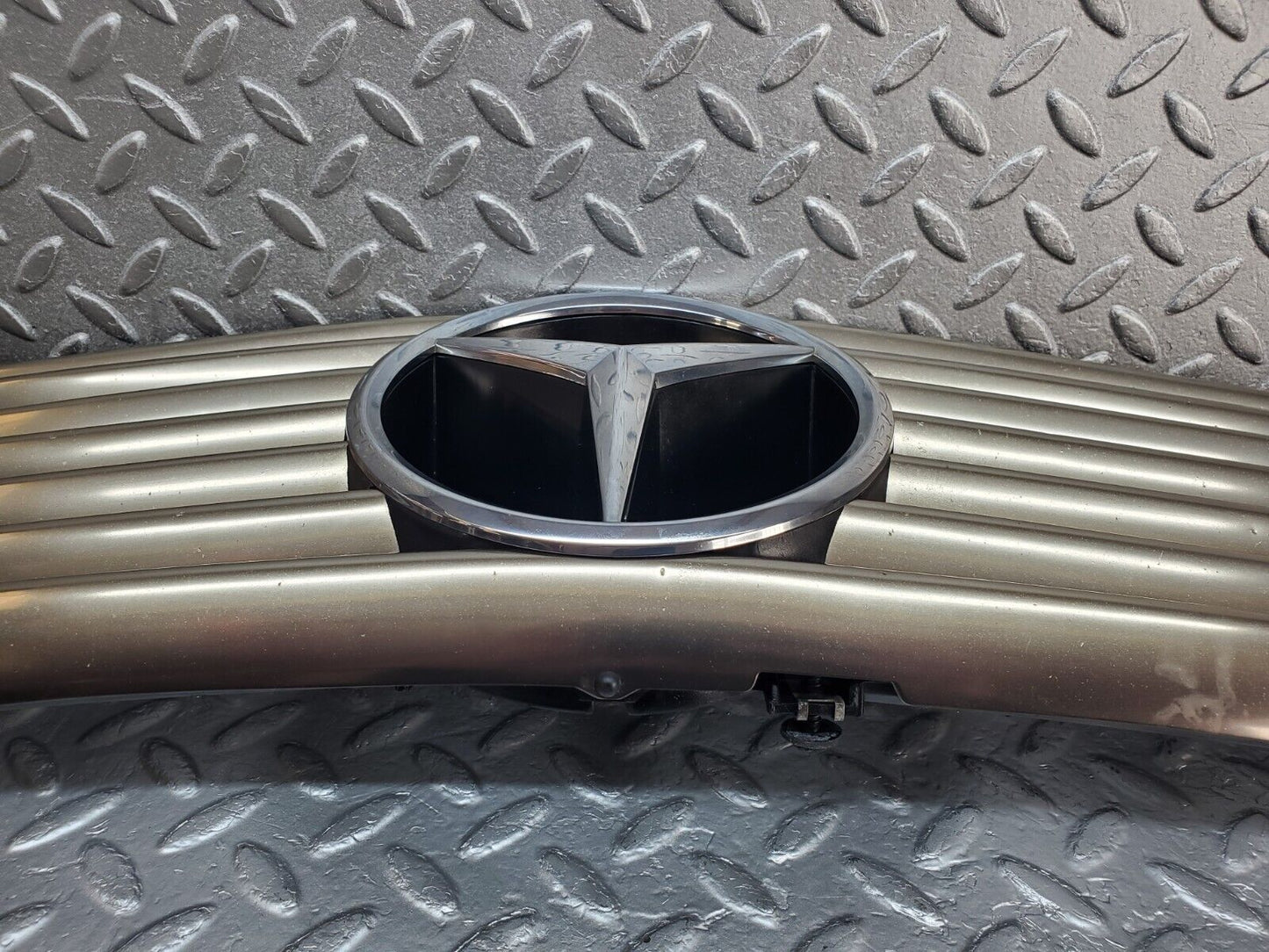 45118 Mercedes-Benz R129 300SL Coupe Bonnet Grill 1298800085