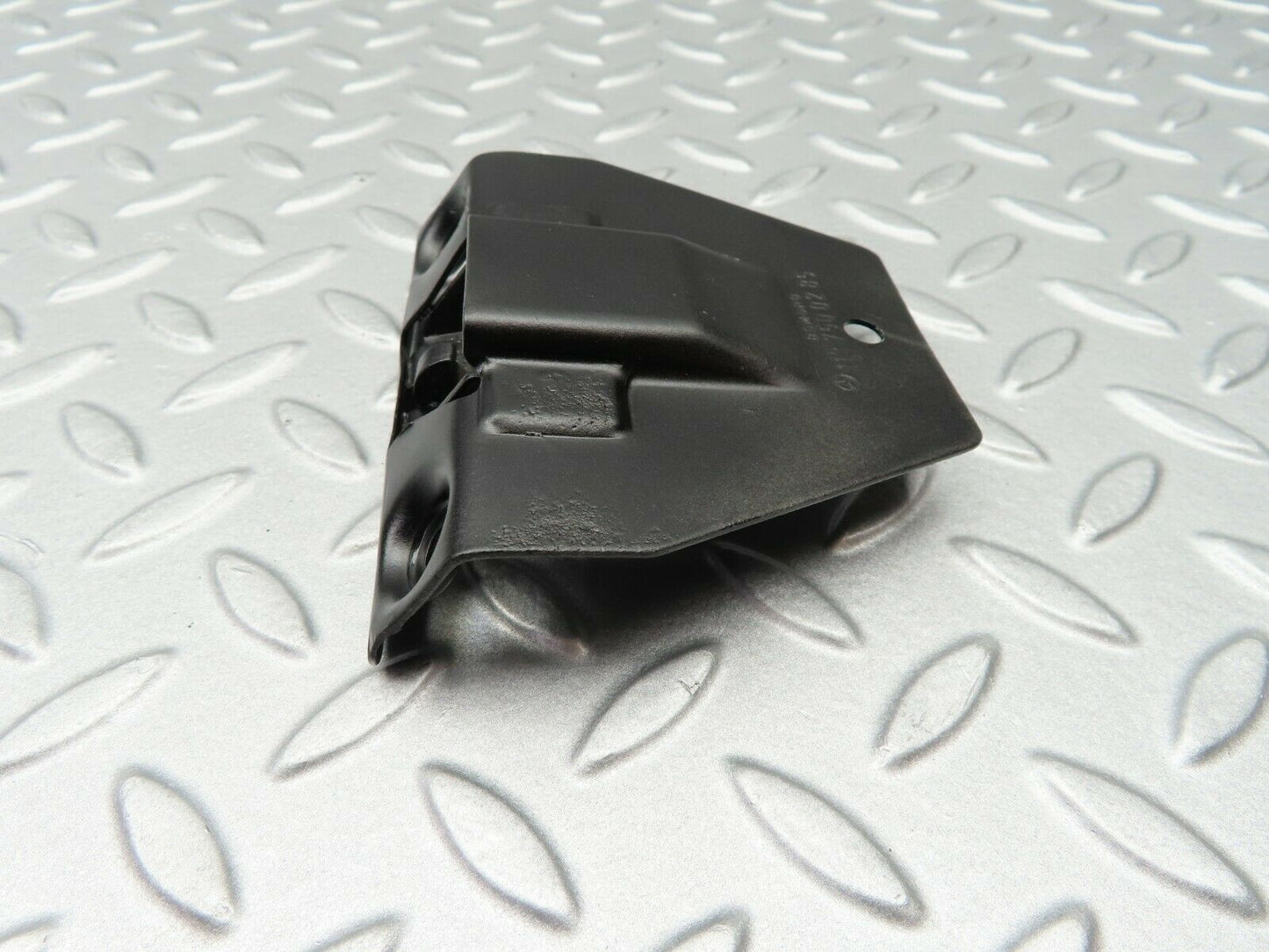 5173 Mercedes-Benz R107 350SL Coupe Trunk Boot Lock Latch 1137500285