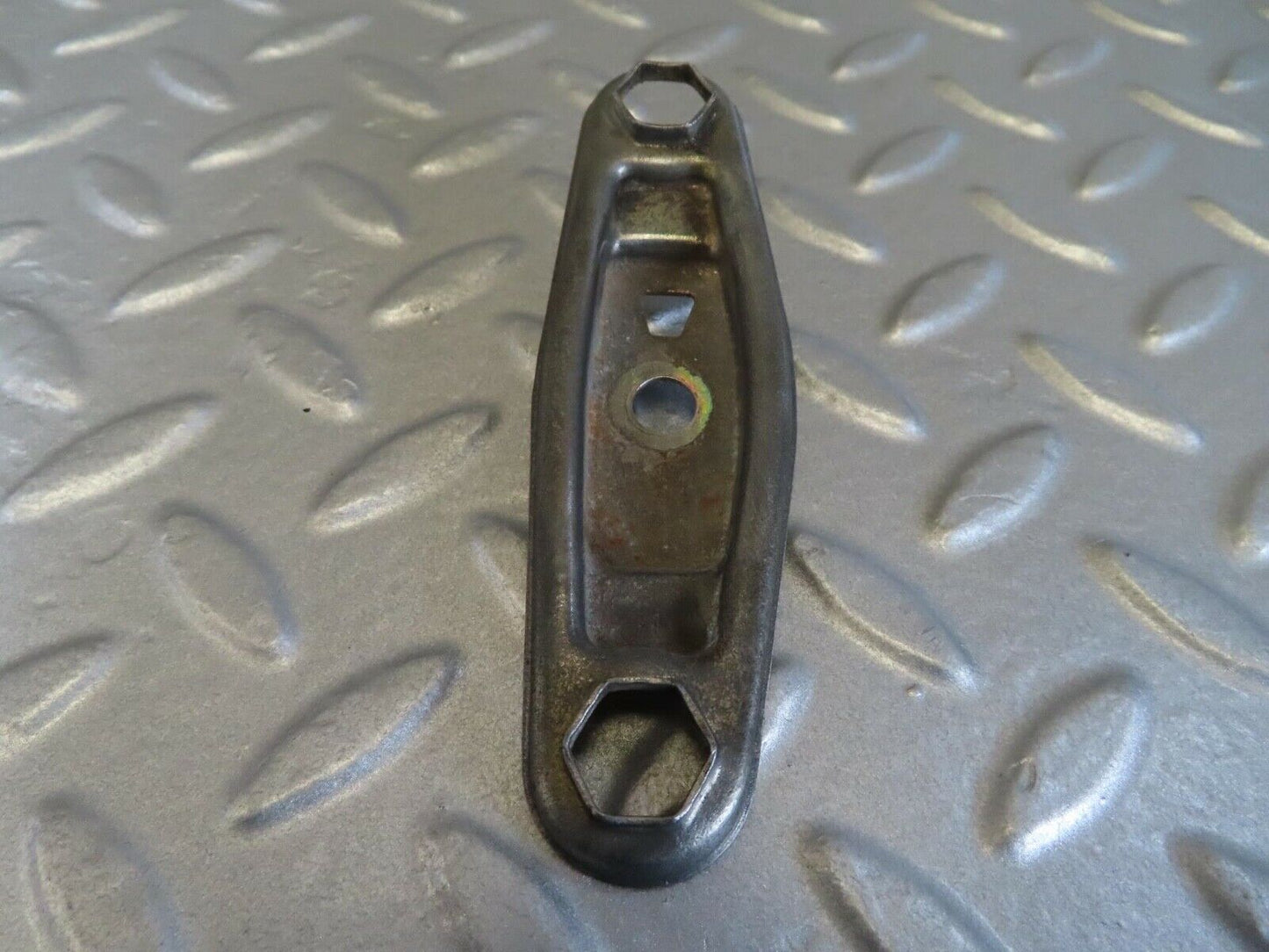 14036 Mercedes-Benz C107 280SLC Fuel Injector Bracket