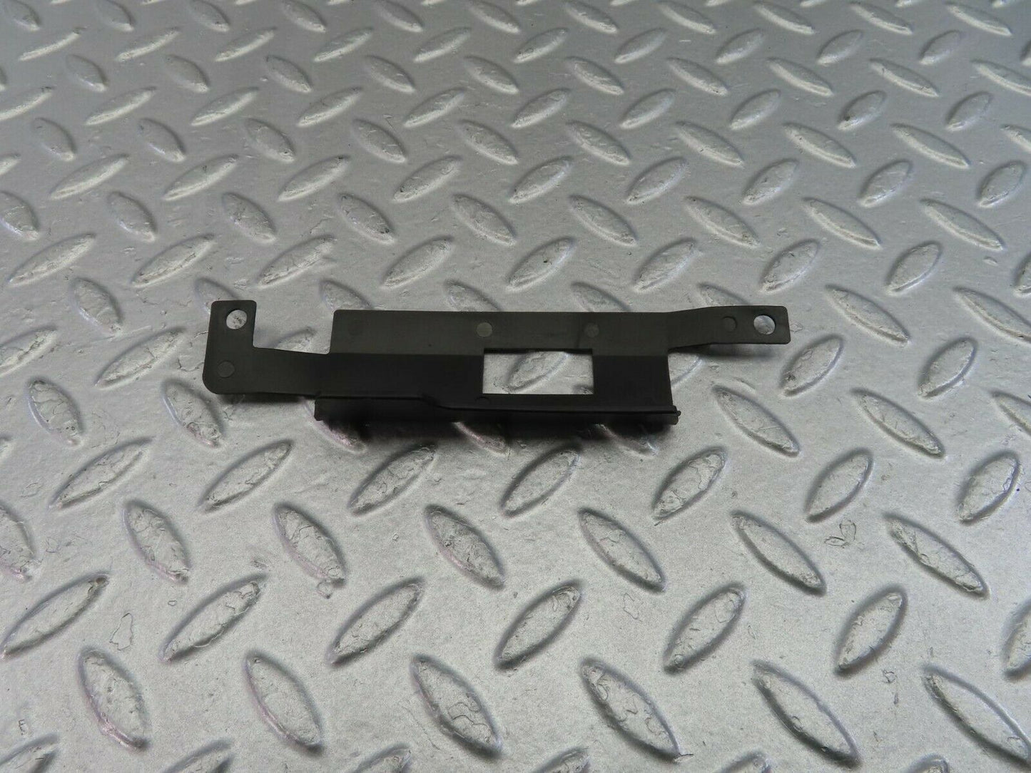 10033 Mercedes-Benz C123 230CE Coupe Heater Control Holder 1238330510
