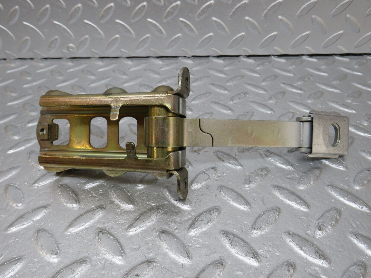 34690 Mercedes-Benz W210 320E Door Safety Check Strap