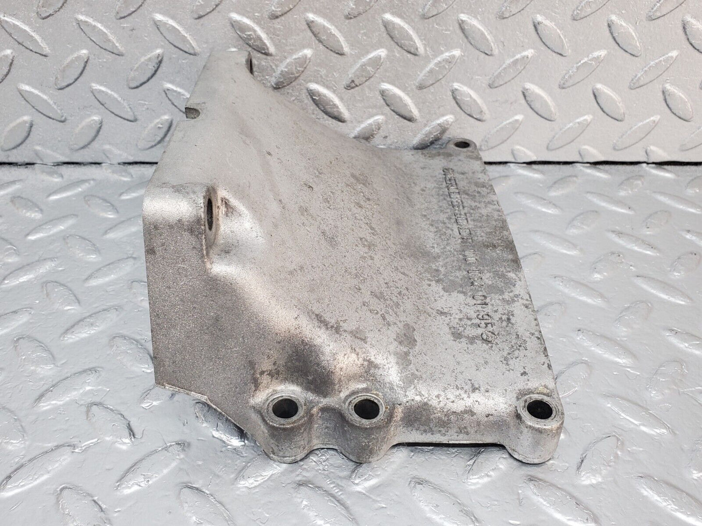 45423 Mercedes-Benz 280E M110.983 Gearbox Support 1100140195
