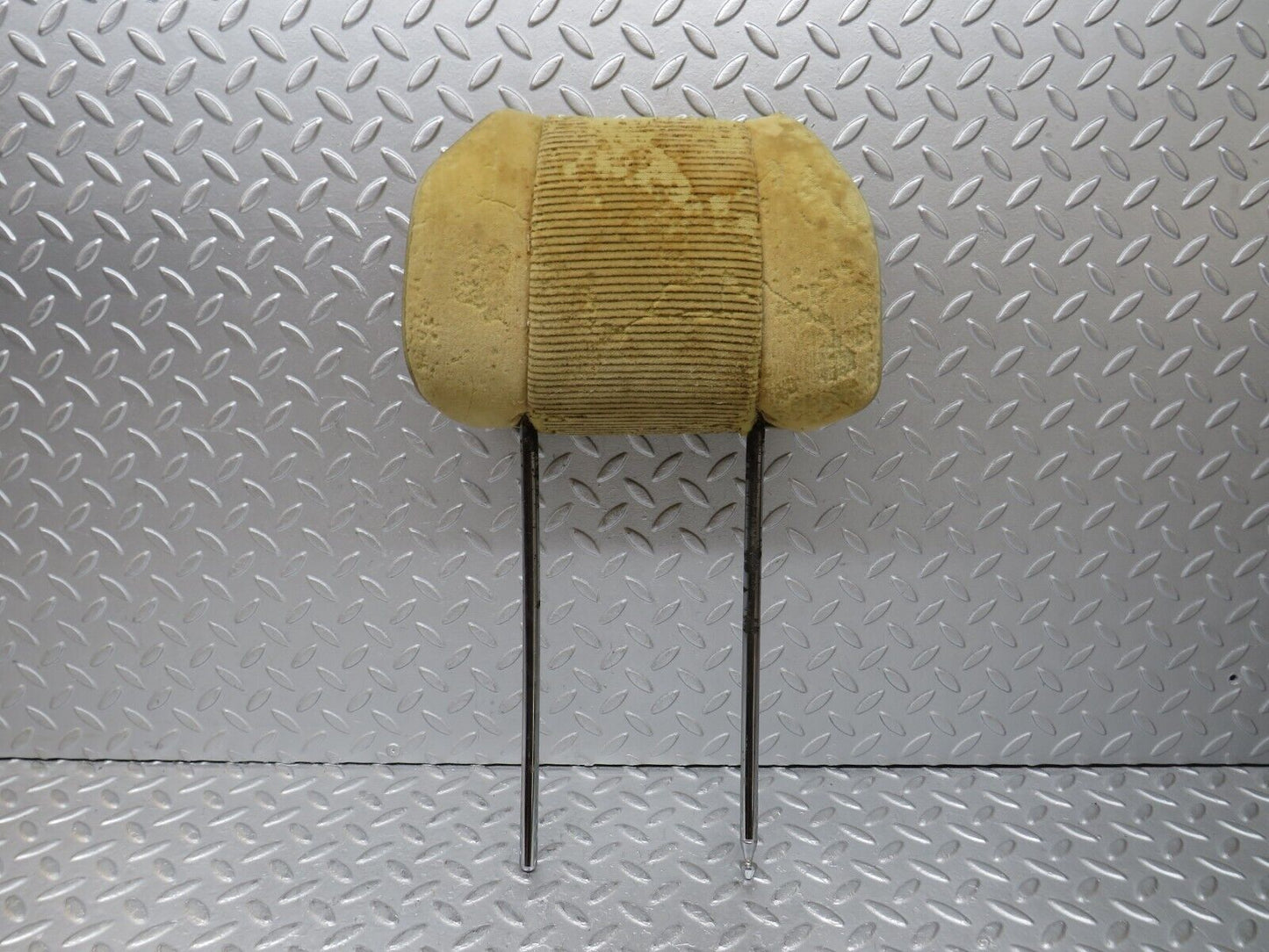 37079 Mercedes-Benz C126 420SEC Coupe Right Headrest