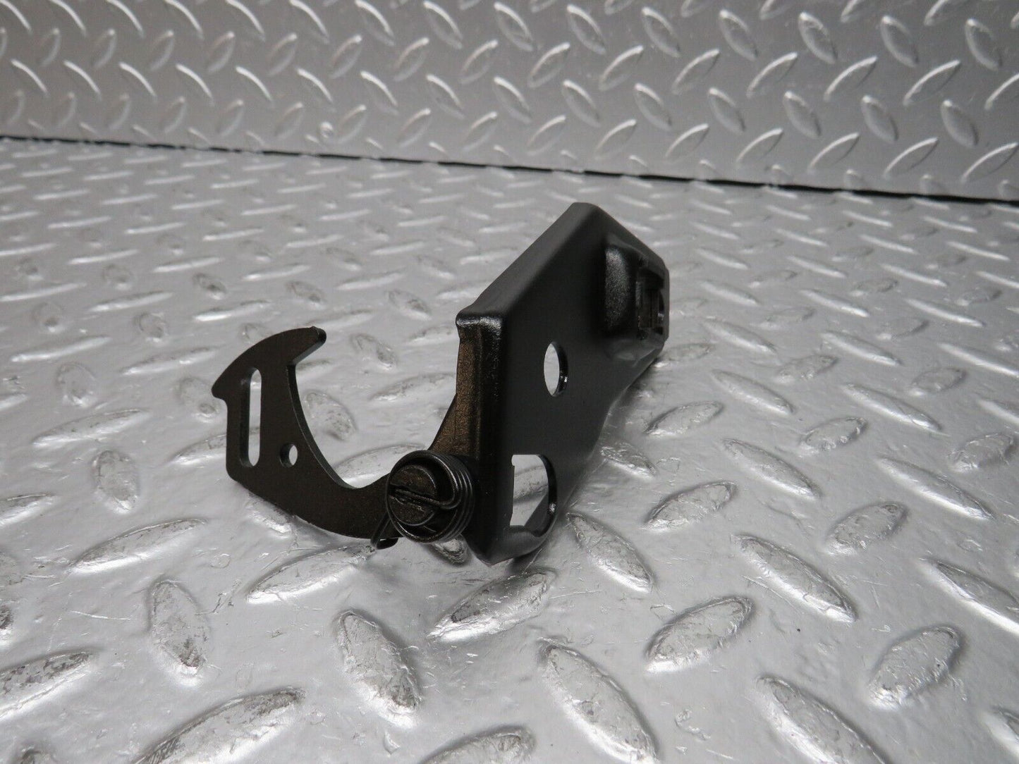 30549 Mercedes-Benz W124 230E Bonnet Release Latch