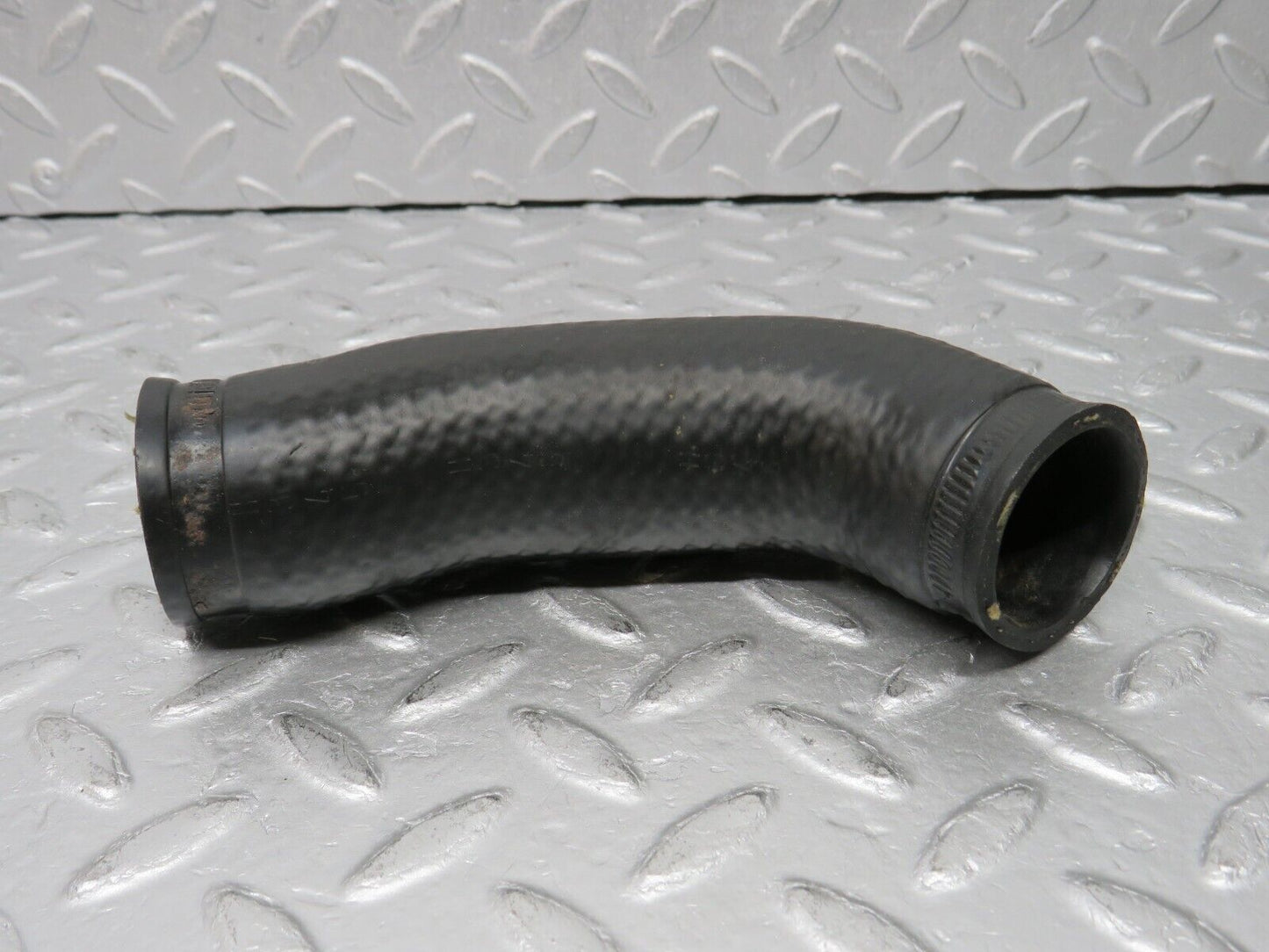 38563 Mercedes-Benz R129 280SL Coupe Radiator Hose Pipe 1042030482