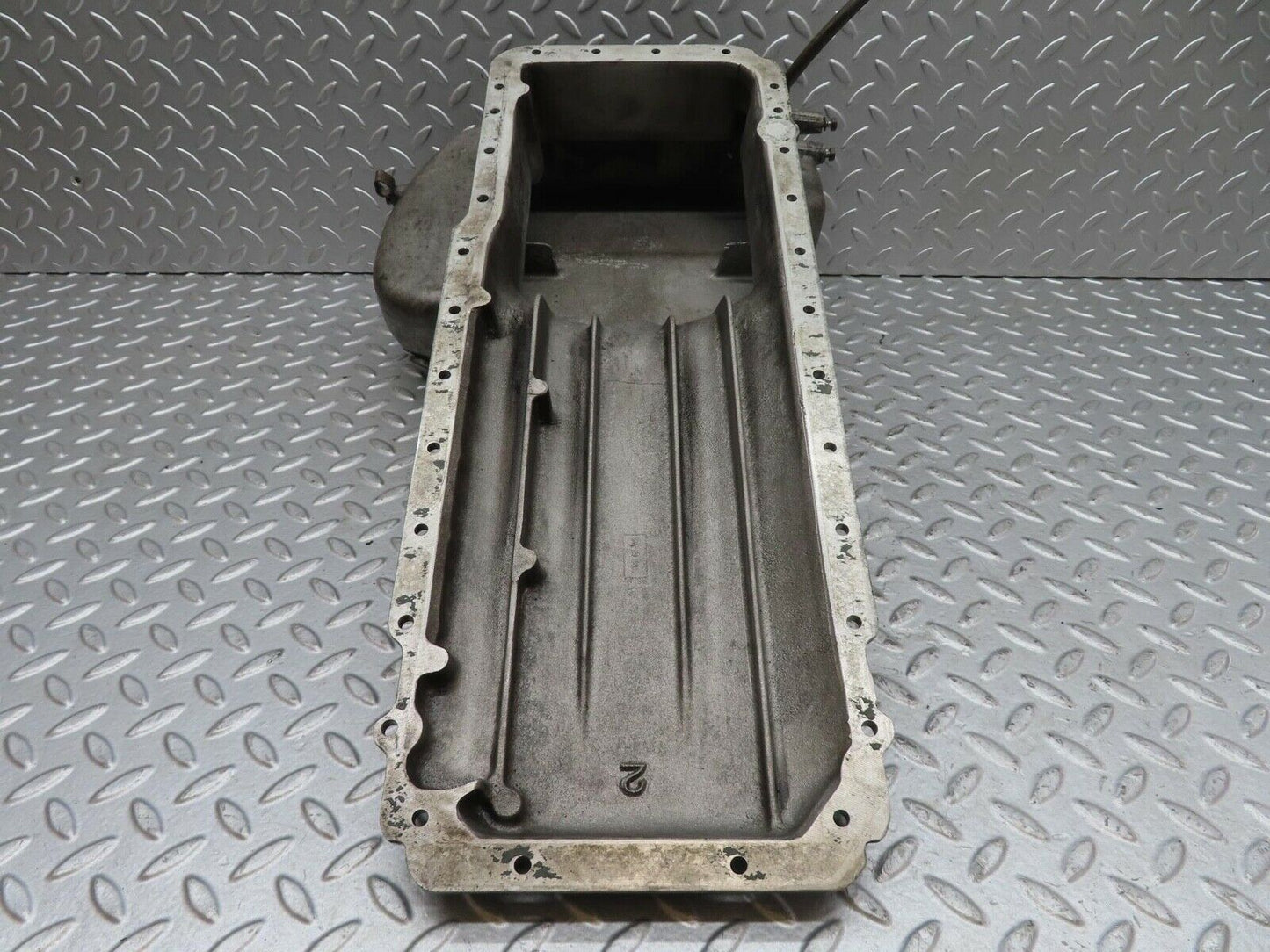 13831 Mercedes-Benz R107 450SL Oil Pan Oil Sump 1170100013