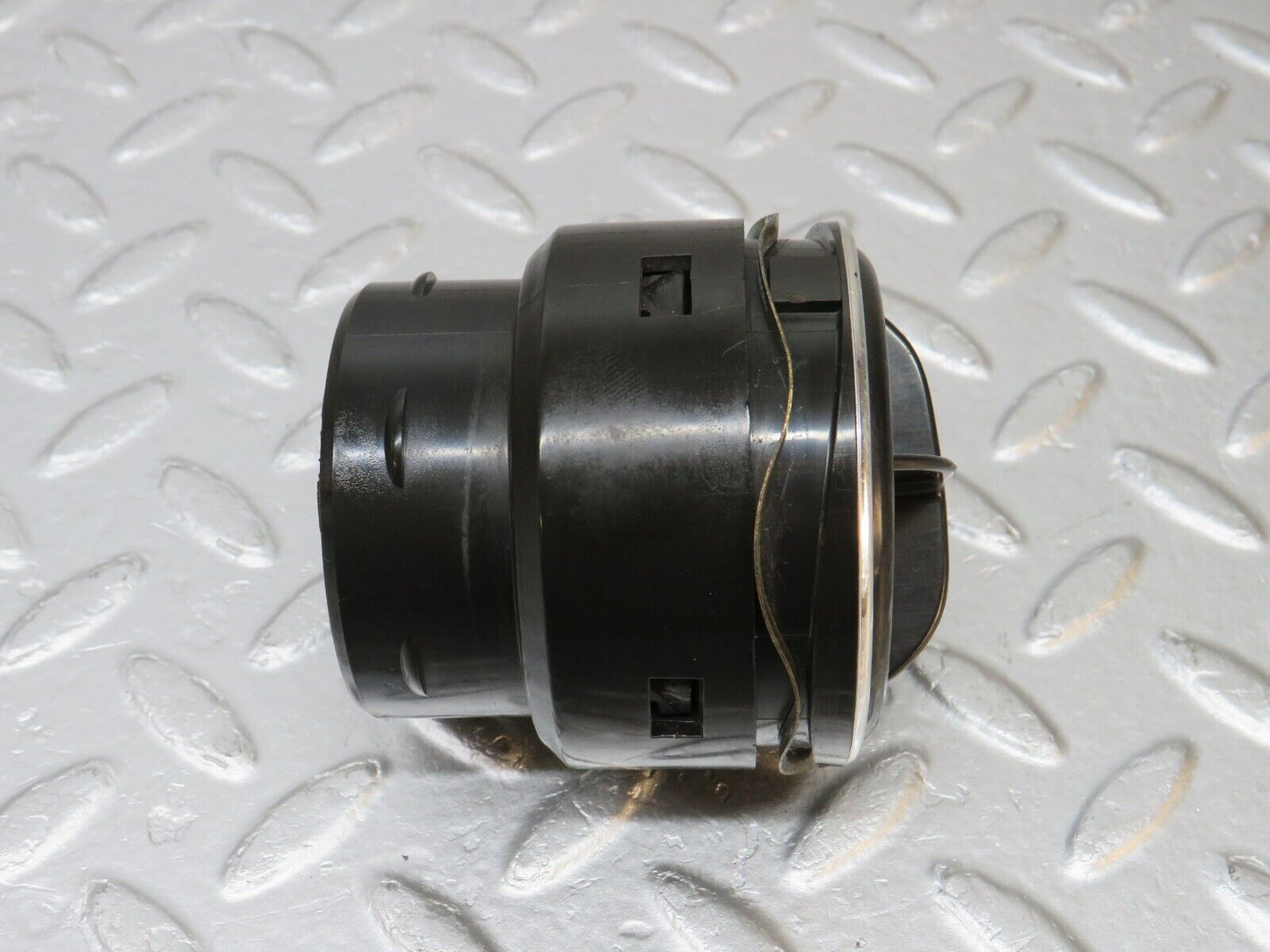 39819 Mercedes-Benz R107 350SL Dashboard Air Vent