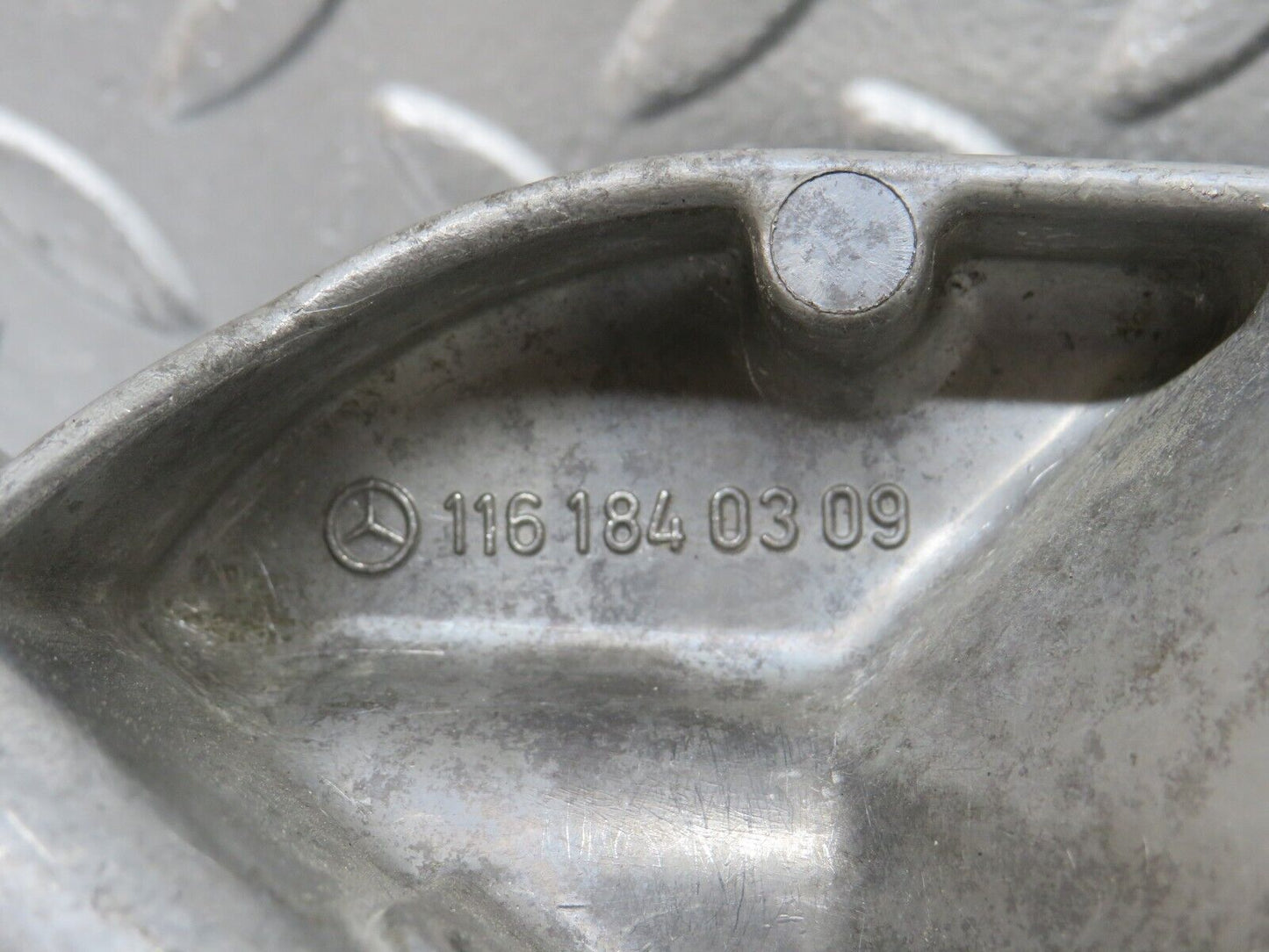 32750 Mercedes-Benz C107 R107 350 V8 Oil Filter Housing 1161840309
