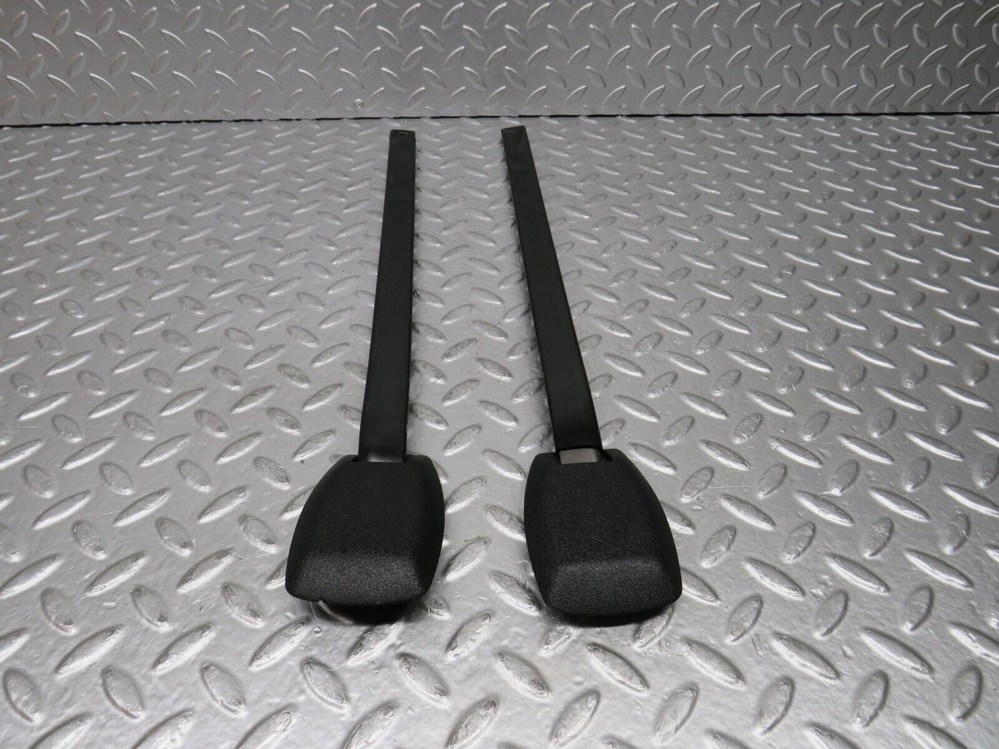 30366 Mercedes-Benz W124 230E Seat Belt Runner Pair 1249193520