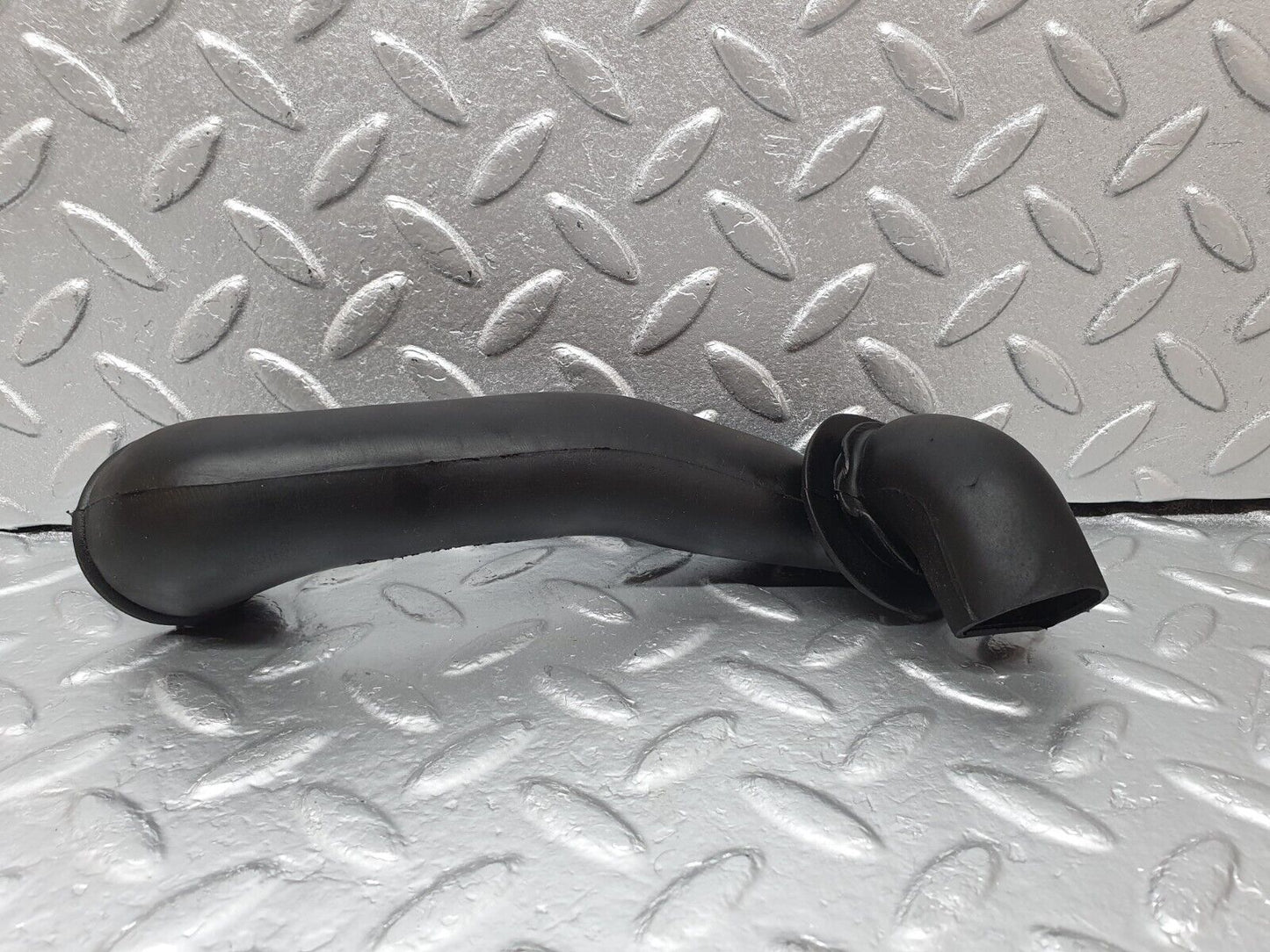 42555 Mercedes-Benz R129 320SL Coupe Water Drain Hose Pipe Right Side 1296280269