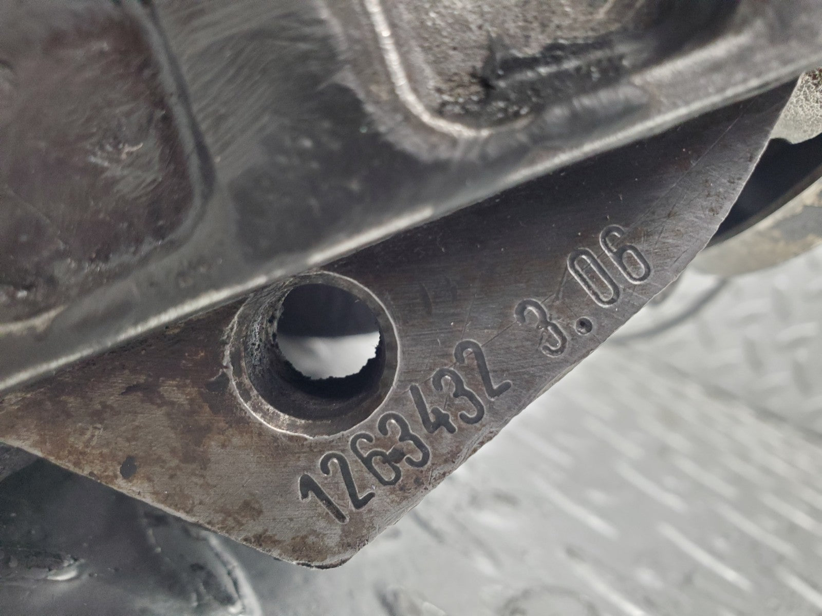46977142