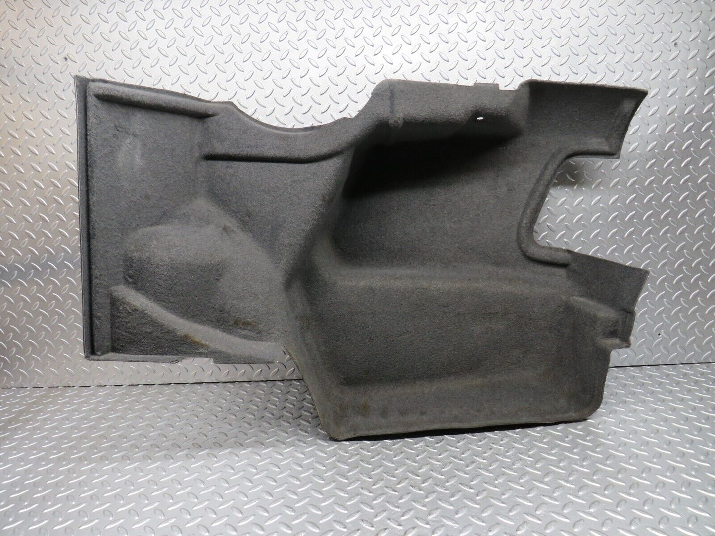 30320 Mercedes-Benz W124 230E Trunk Panel Cover Right 1246935433