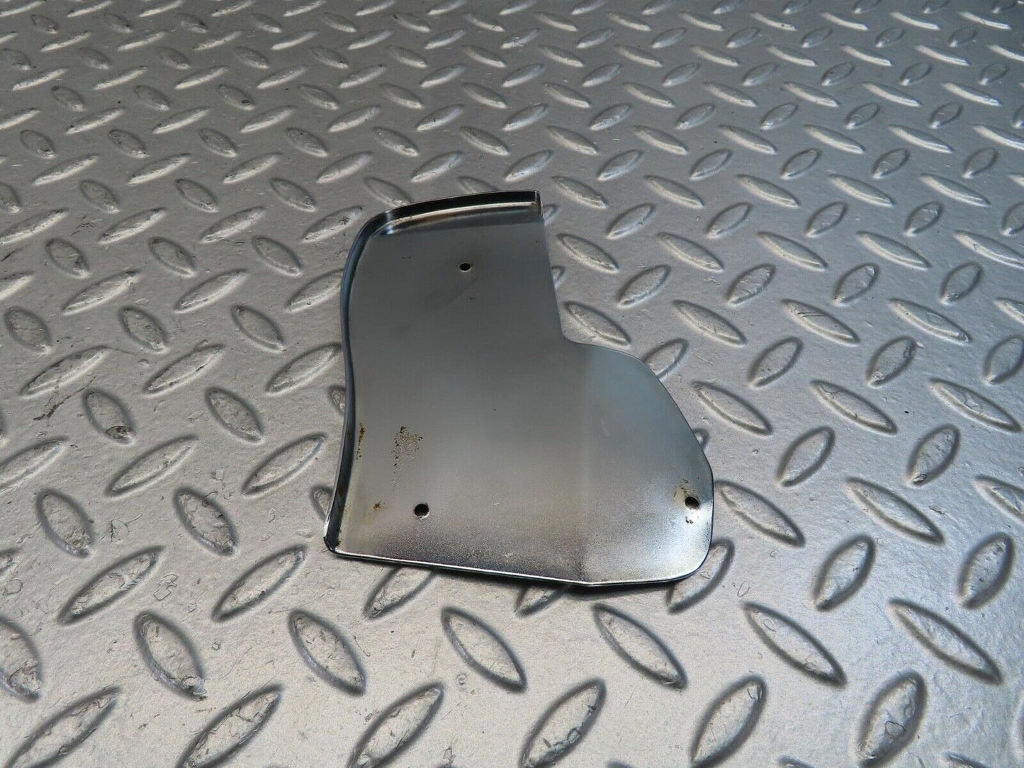 11358 Mercedes-Benz C123 230CE Coupe Left Door Chrome Cover