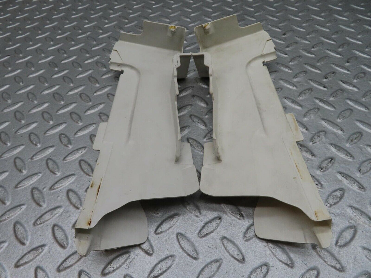 16220 Mercedes-Benz W124 260E Front Door Lock Cover Pair 1247231808 1247231708