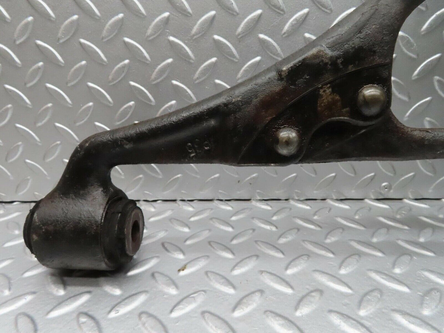 14818 Mercedes-Benz W116 350SE Front Right Lower Control Arm