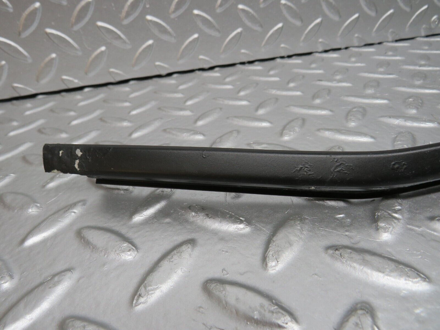 31867 Mercedes-Benz W201 190LE Rear Windscreen Frame