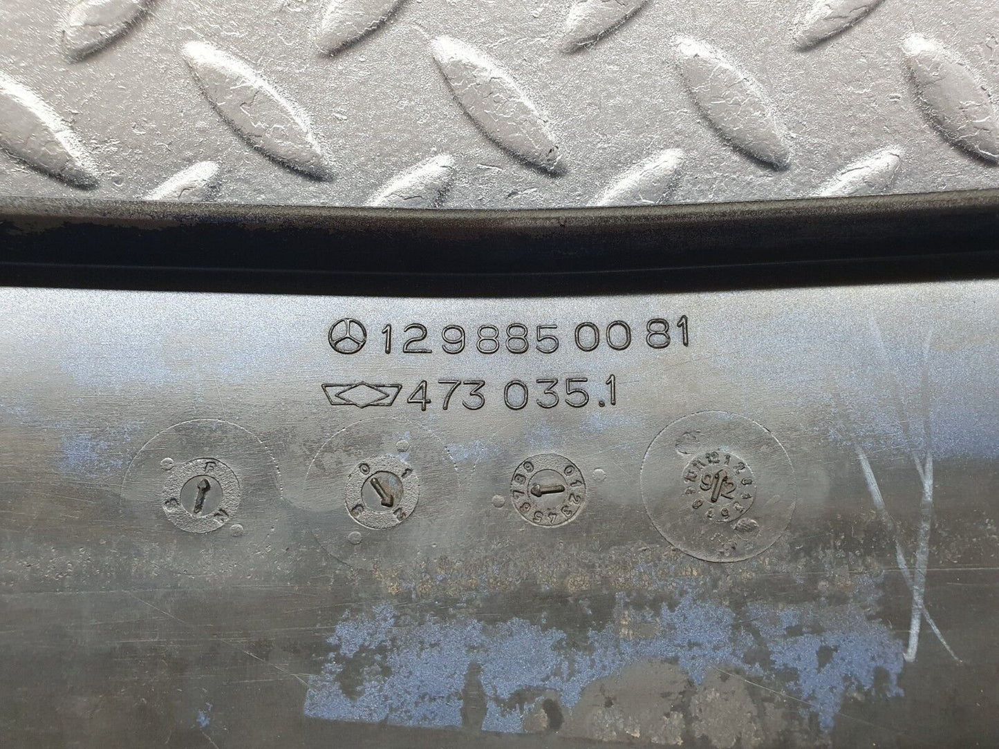 42290 Mercedes-Benz R129 320SL Coupe Front Number Plate Holder 1298850081