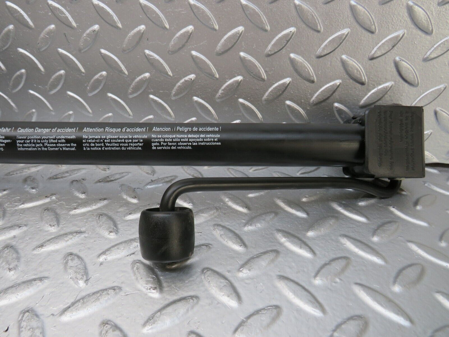 25891 Mercedes-Benz W124 280E Car Jack 1405830015