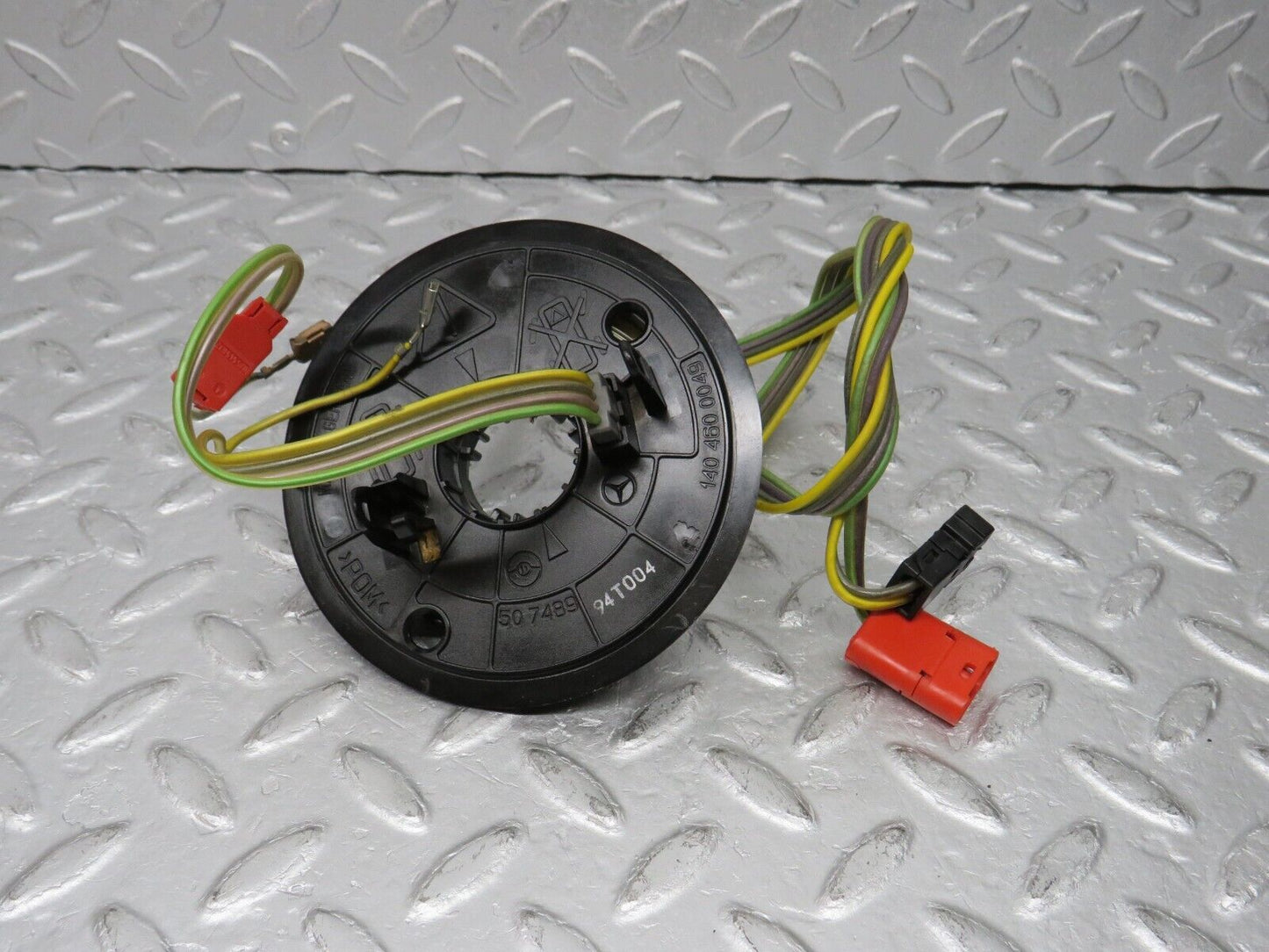 38411 Mercedes-Benz R129 280SL Coupe Steering Wheel Contact Plate 1404600049