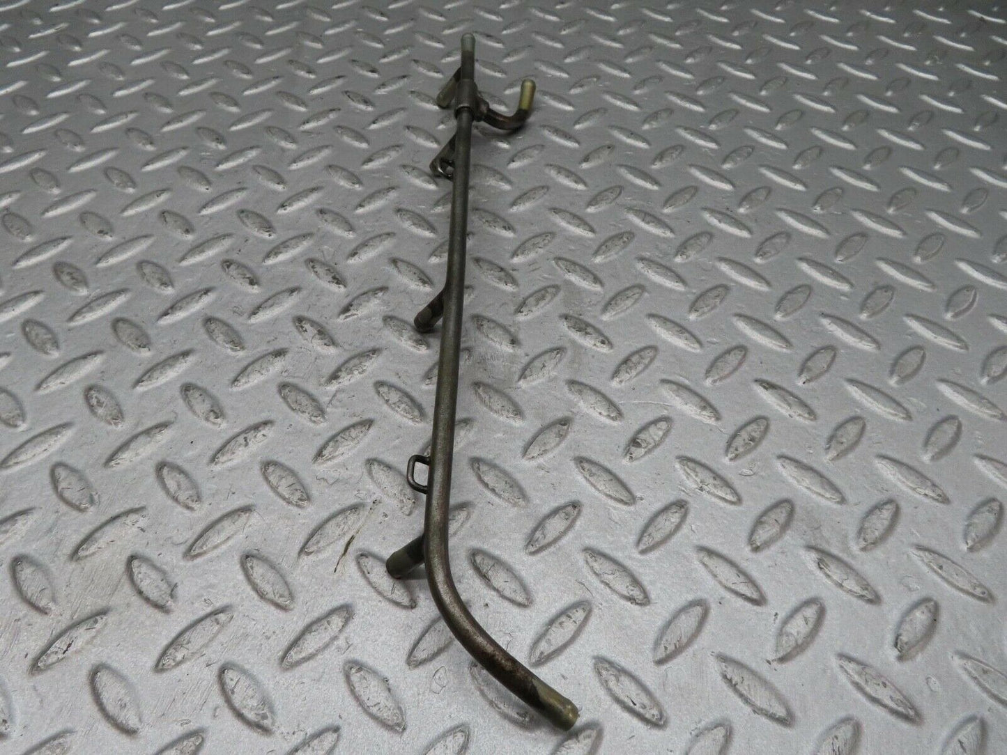 12450 Mercedes-Benz W108 280SE 3.5 Injector Fuel Pipe Left Side