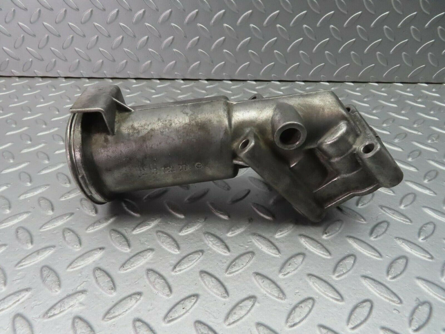 10057 Mercedes-Benz C123 230CE Coupe Oil Filter Housing 1021800111