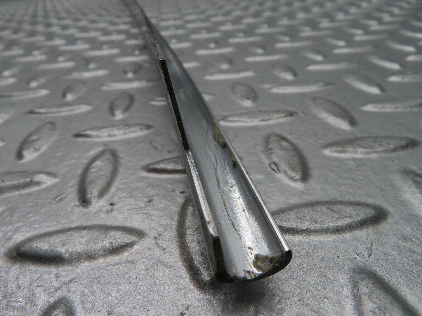 20467 Mercedes-Benz W114 280CE Coupe Roof Chrome Moulding Trim Right Side