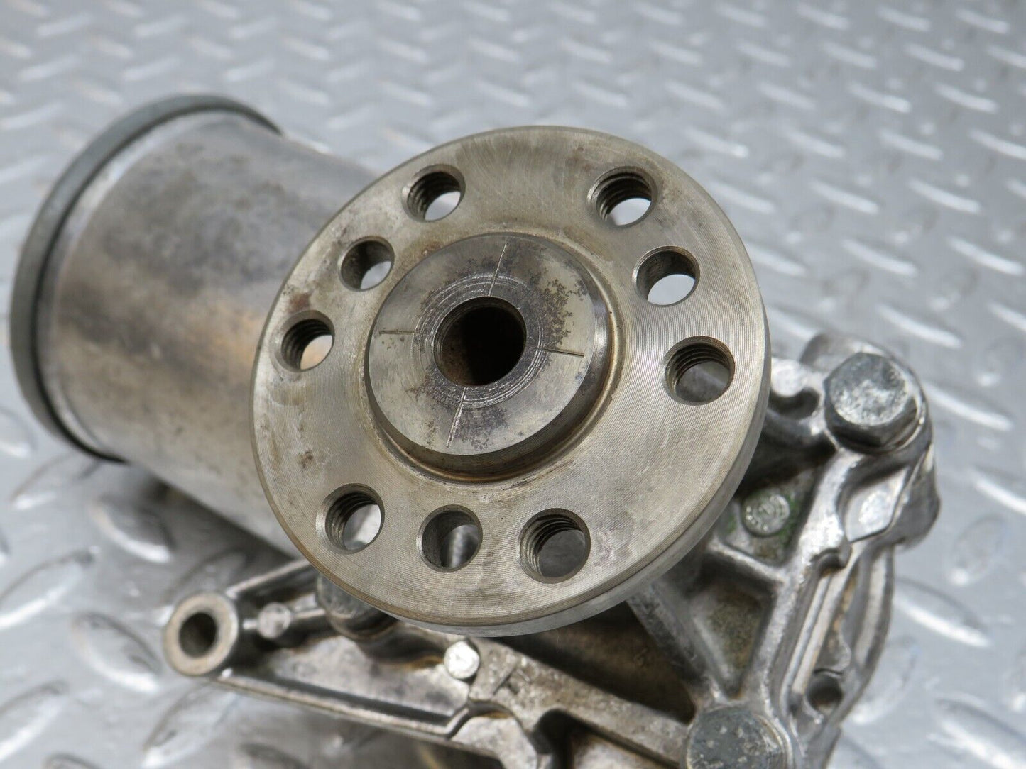 34150 Mercedes-Benz W124 260E Power Steering Pump 1244601880