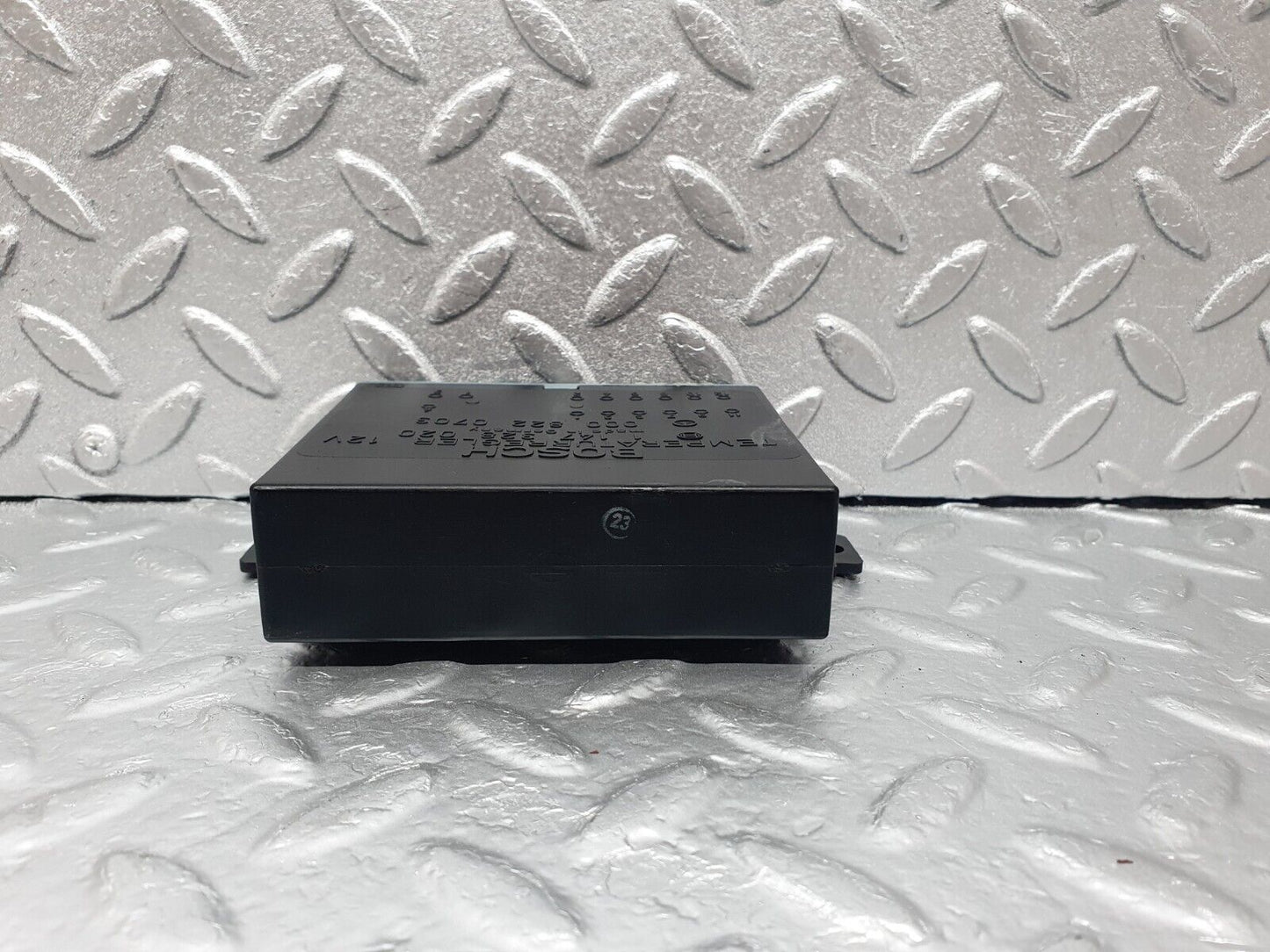 43520 Mercedes-Benz C126 380SEC Coupe Comfort Control Unit 0008220703 1147328020