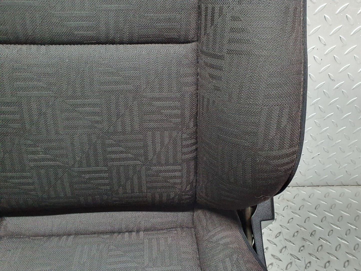 41813 Mercedes-Benz W202 C200 Front Right Passenger Seat
